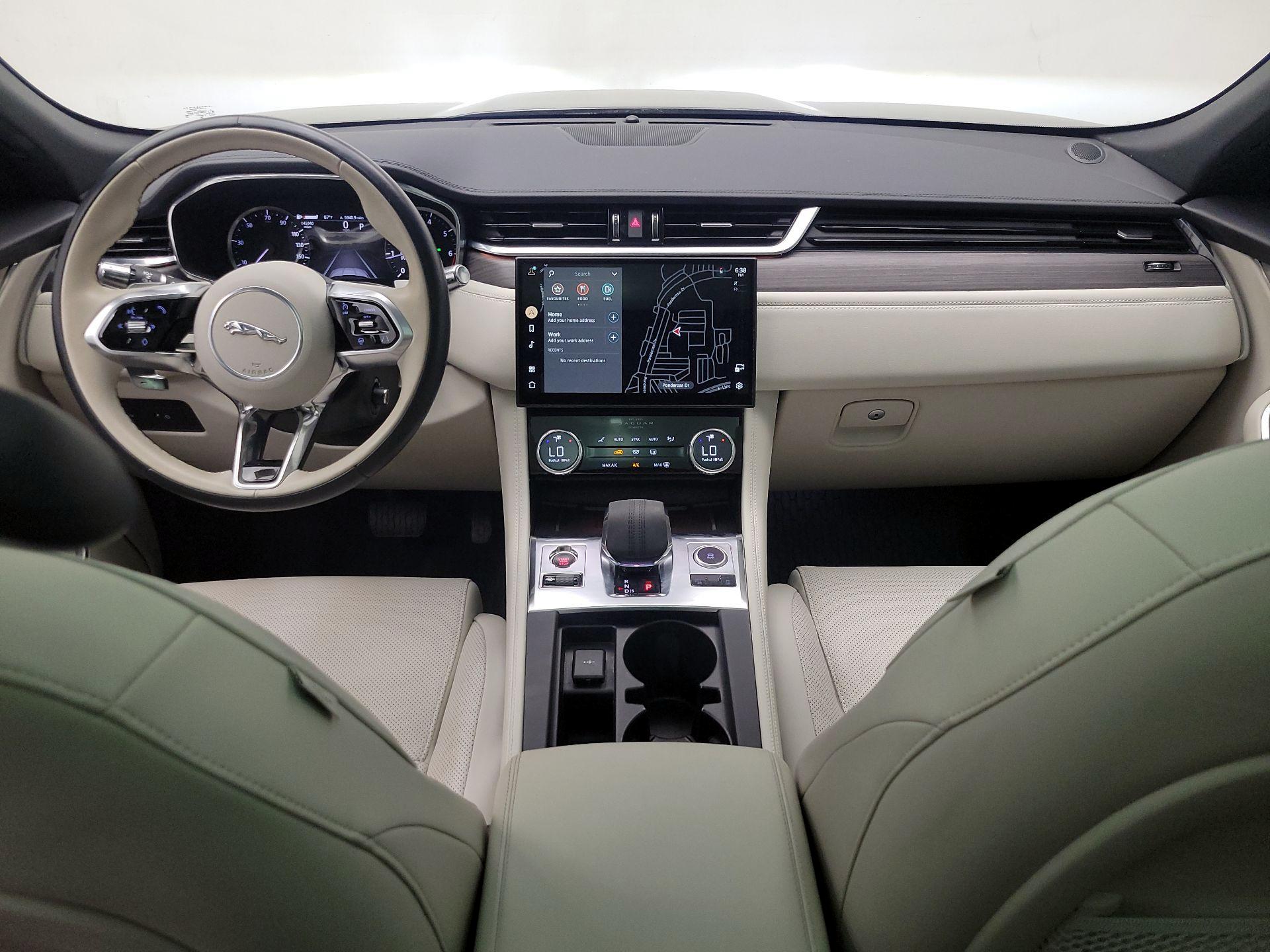 Thumbnail: 2021 Jaguar F-Pace - 9