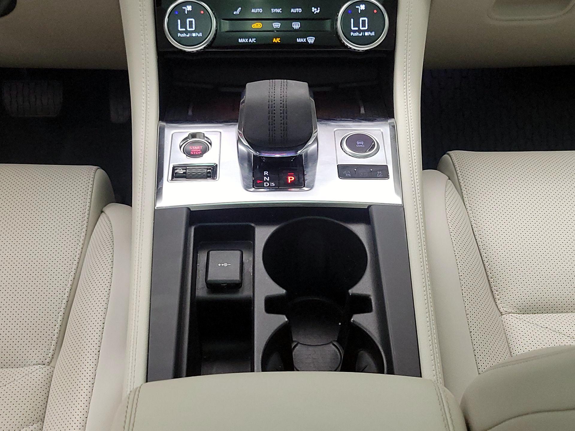 Thumbnail: 2021 Jaguar F-Pace - 18
