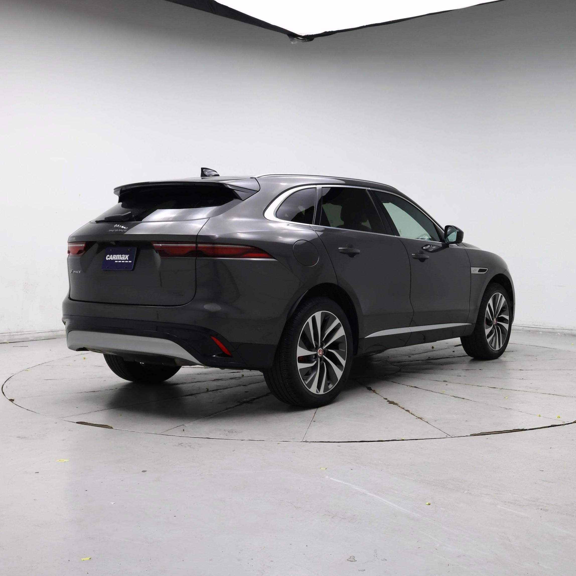 Thumbnail: 2021 Jaguar F-Pace - 8