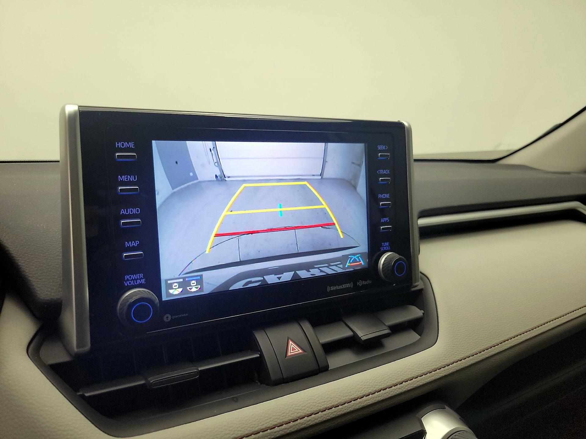 Thumbnail: 2019 Toyota RAV4 - 15
