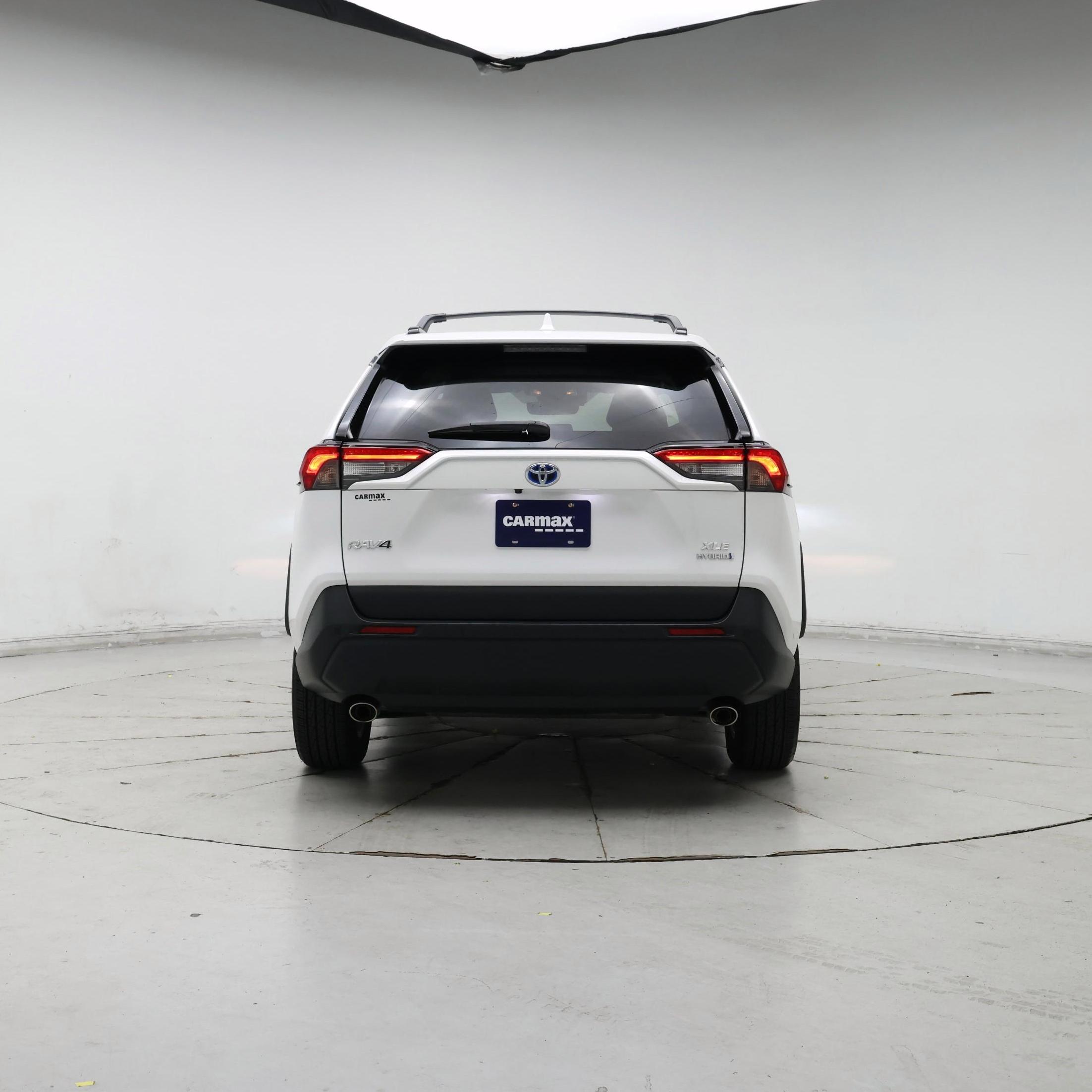 Thumbnail: 2019 Toyota RAV4 - 6