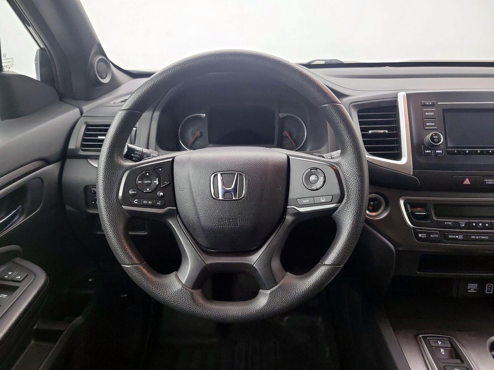 Thumbnail: 2019 Honda Passport - 10