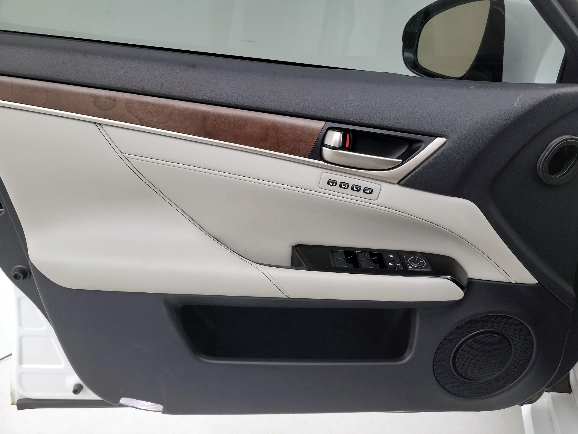 Thumbnail: 2013 Lexus GS - 12