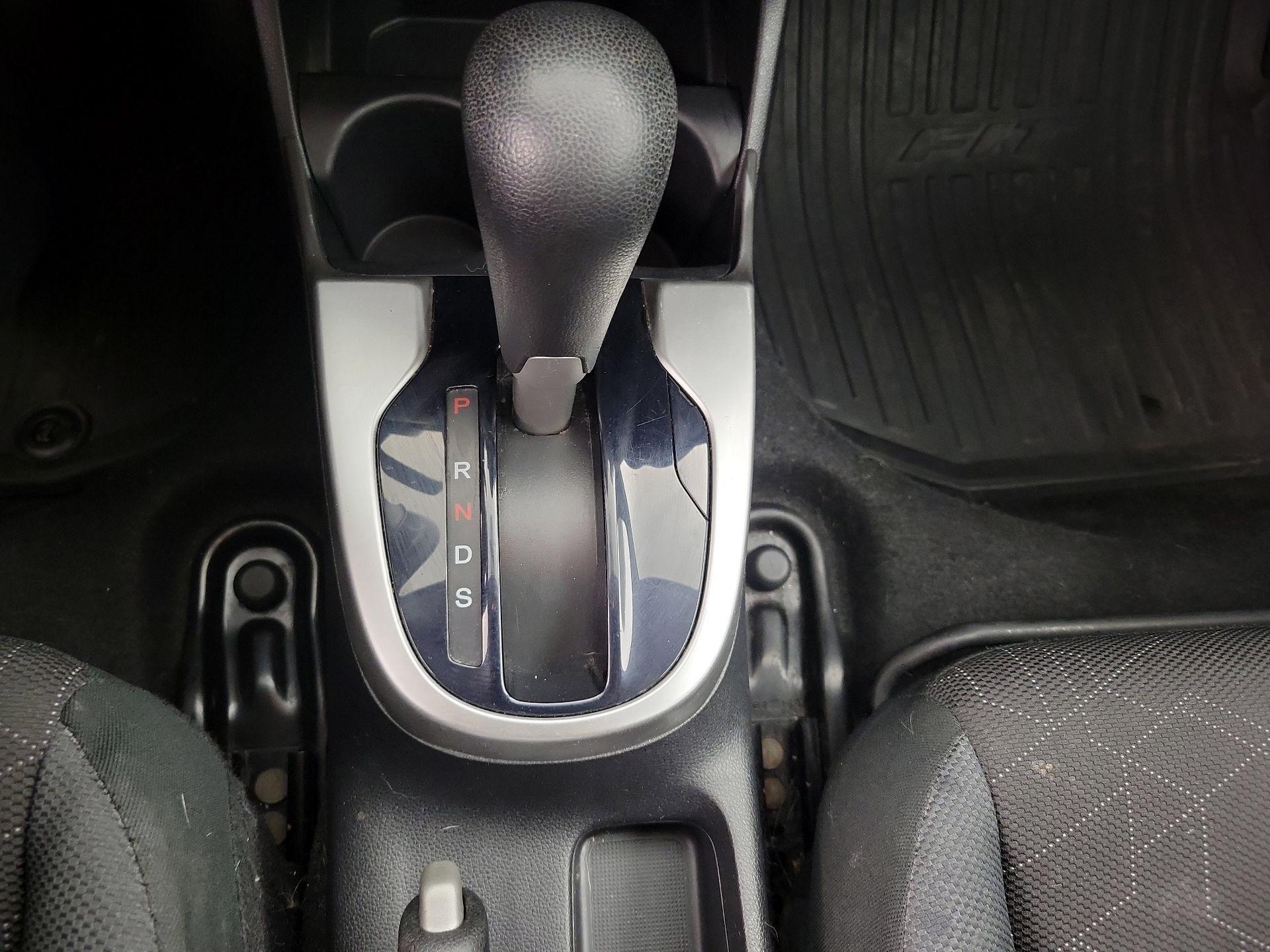 Thumbnail: 2015 Honda Fit - 17