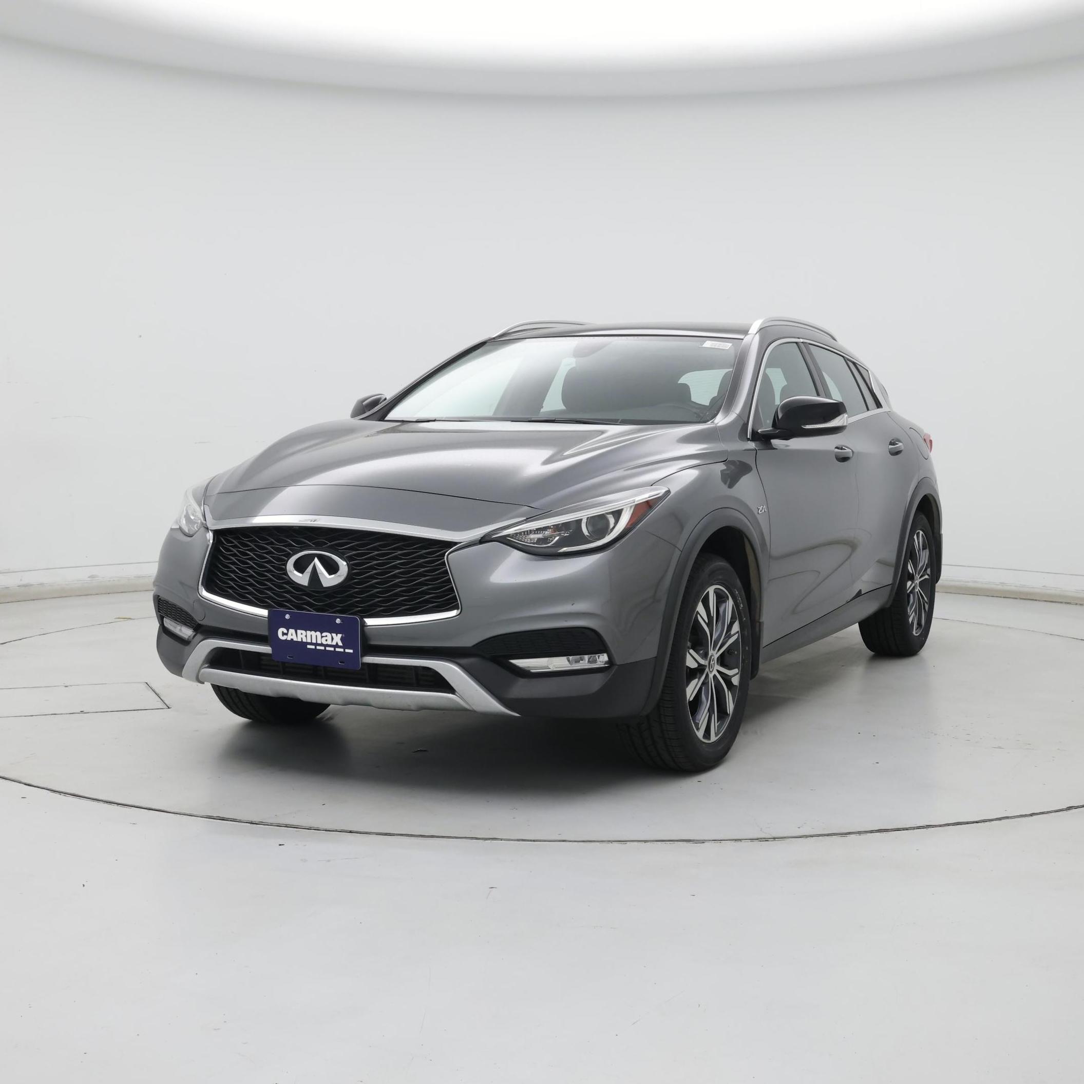 Thumbnail: 2018 INFINITI QX30 - 4