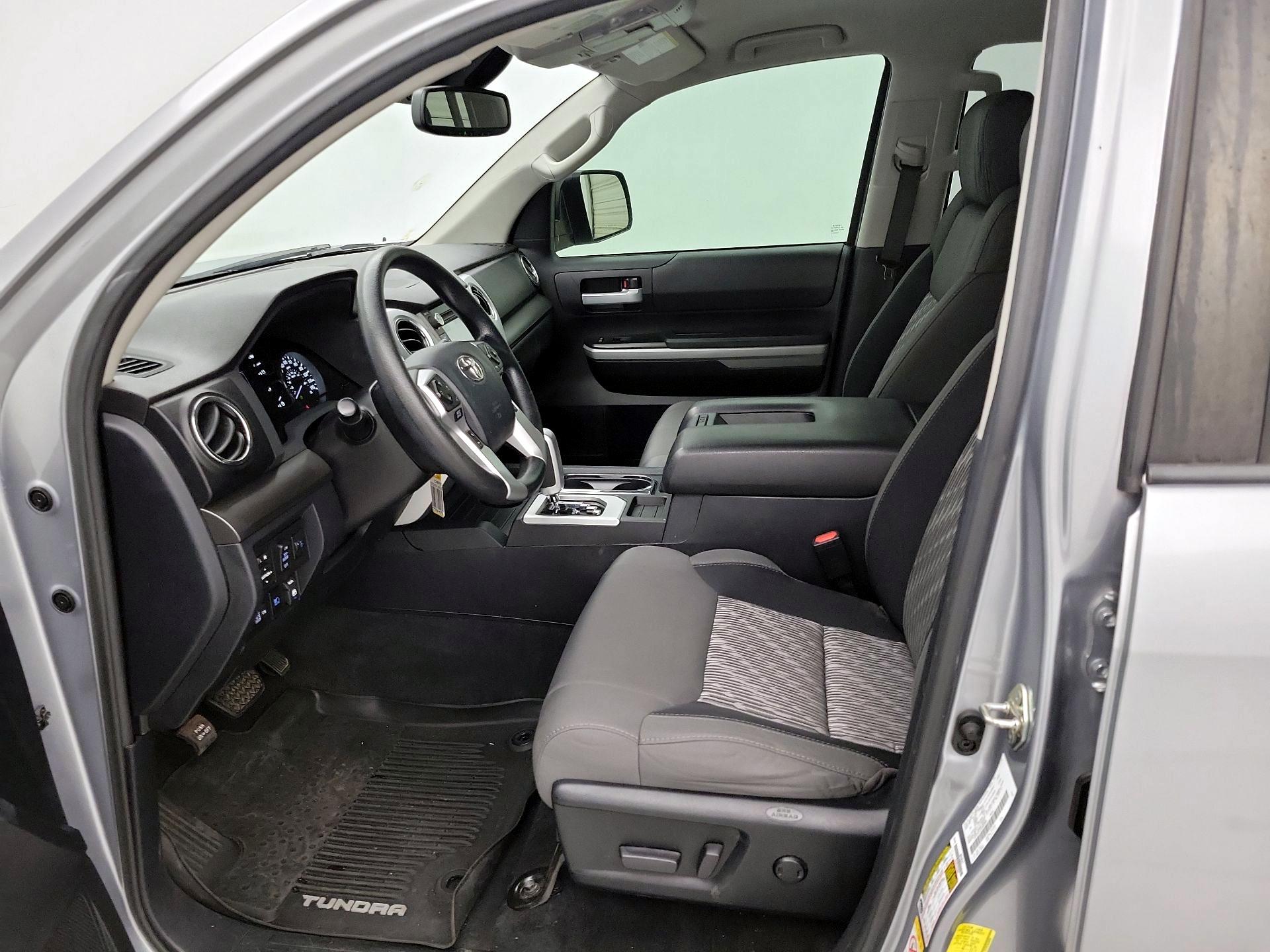 Thumbnail: 2019 Toyota Tundra - 11