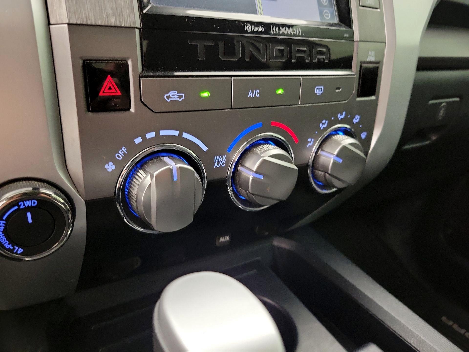 Thumbnail: 2019 Toyota Tundra - 17