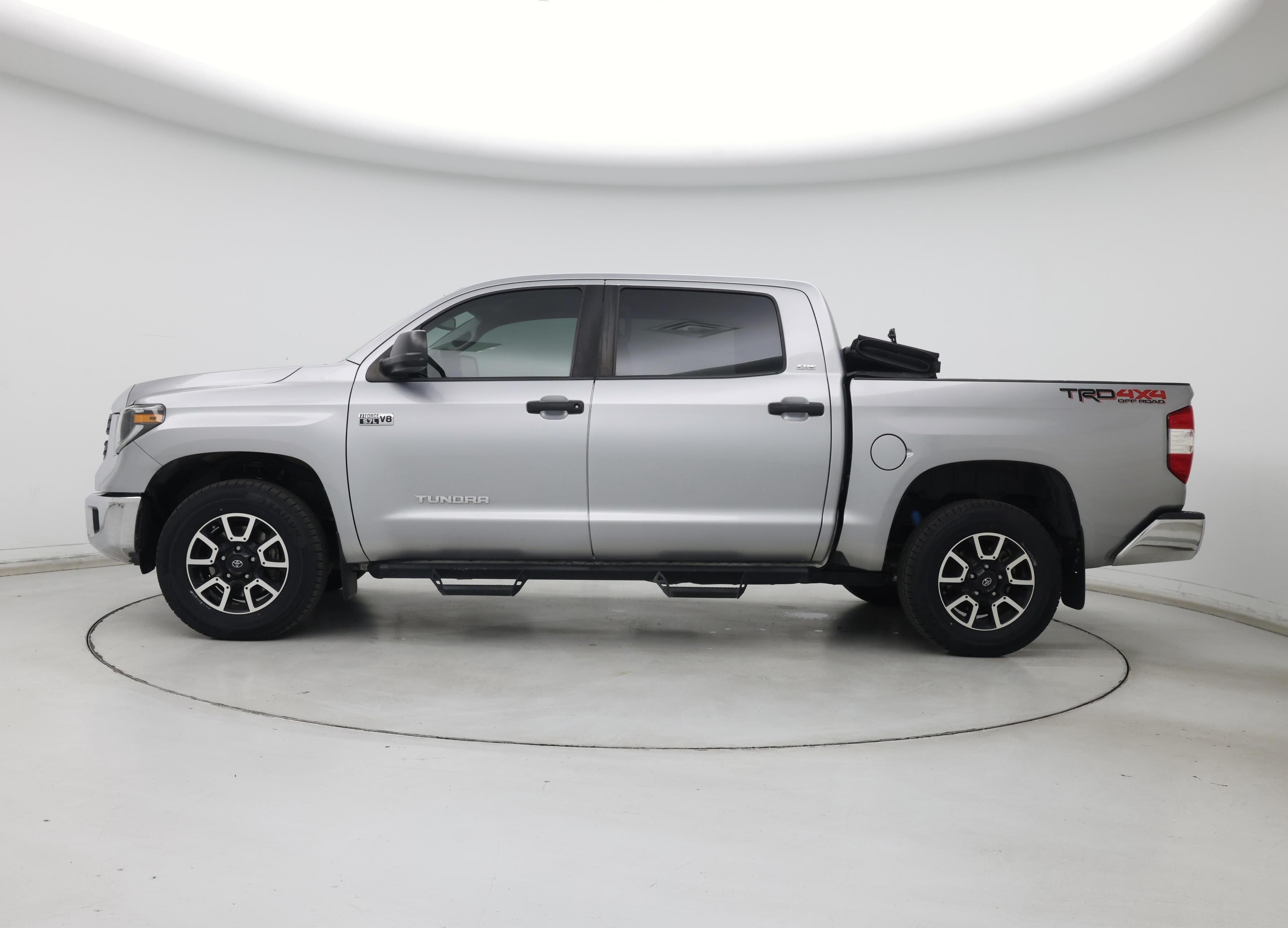 Thumbnail: 2019 Toyota Tundra - 3