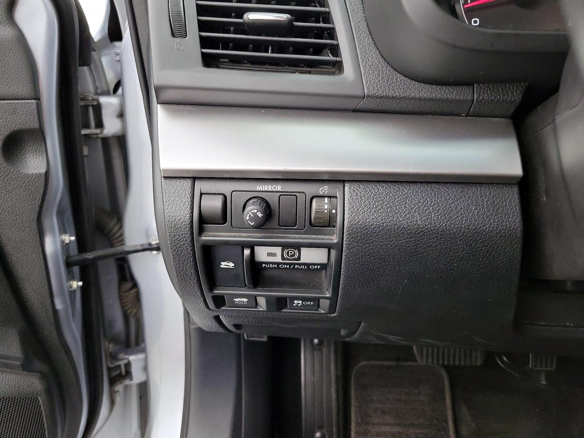 Thumbnail: 2014 Subaru Legacy - 13