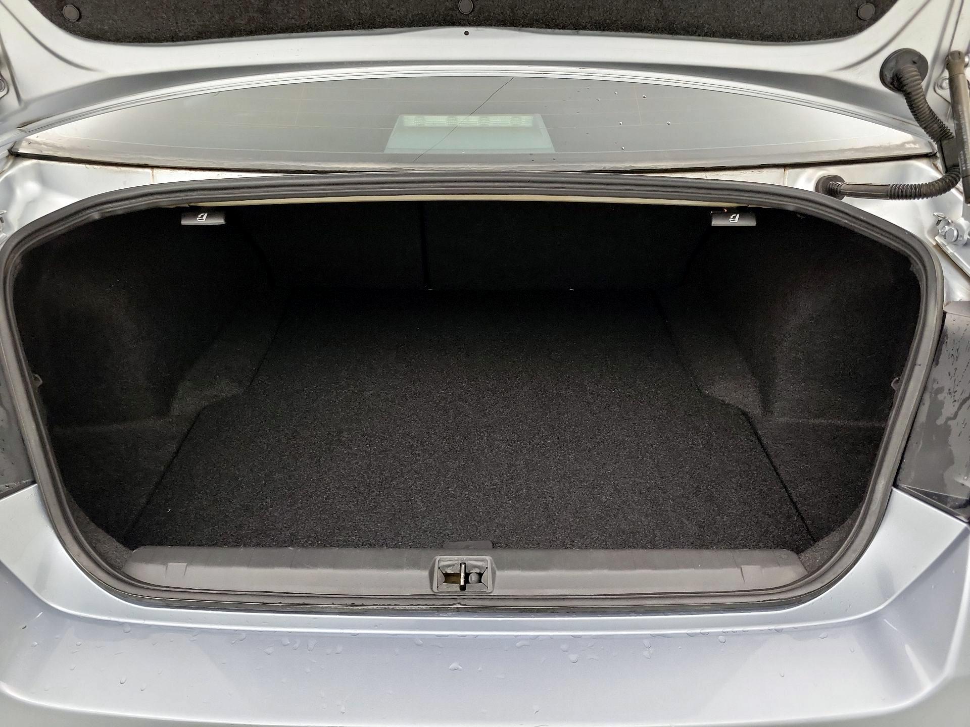 Thumbnail: 2014 Subaru Legacy - 19