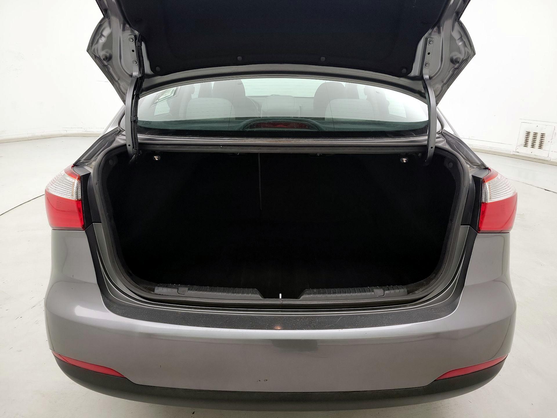 Thumbnail: 2016 Kia Forte - 20