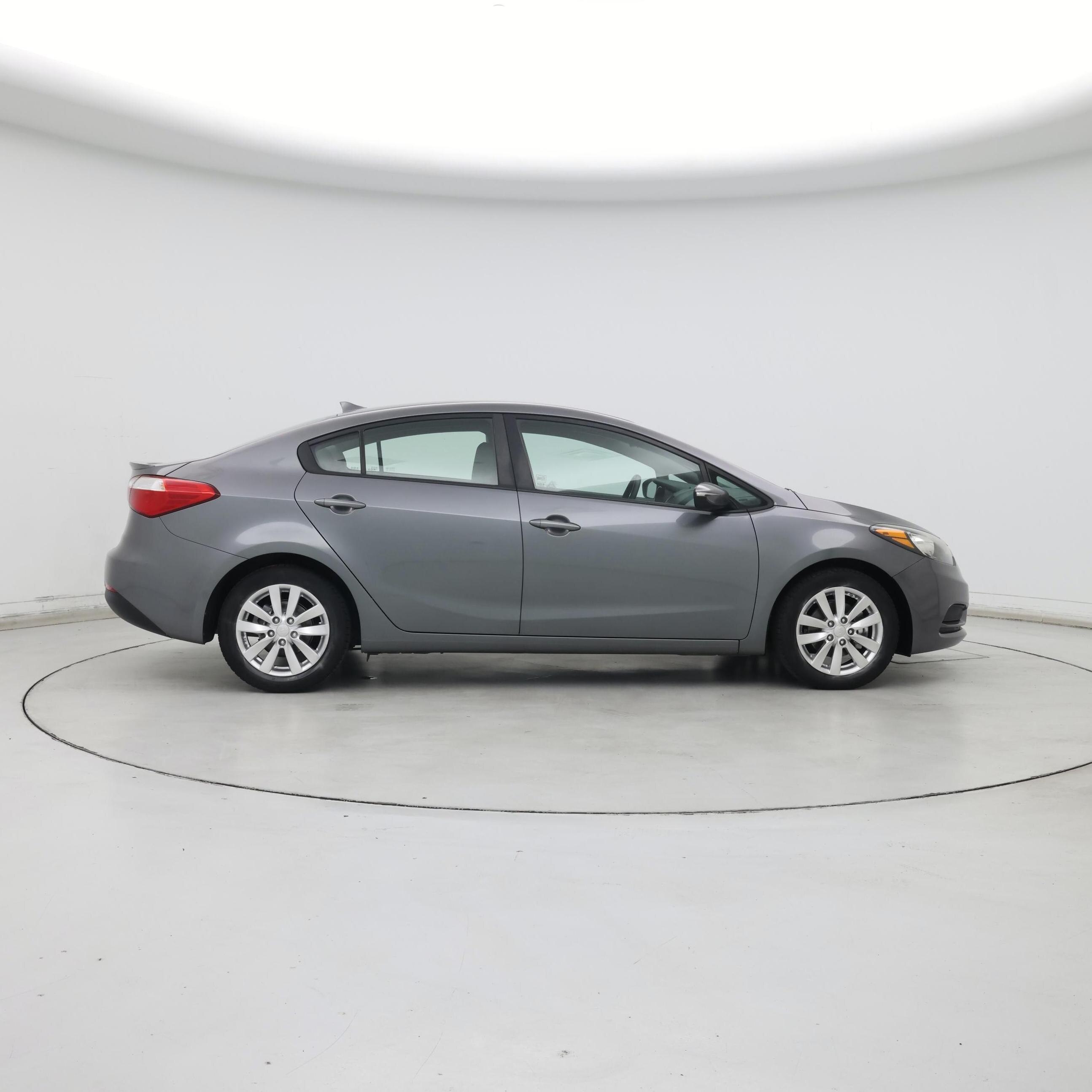 Thumbnail: 2016 Kia Forte - 7