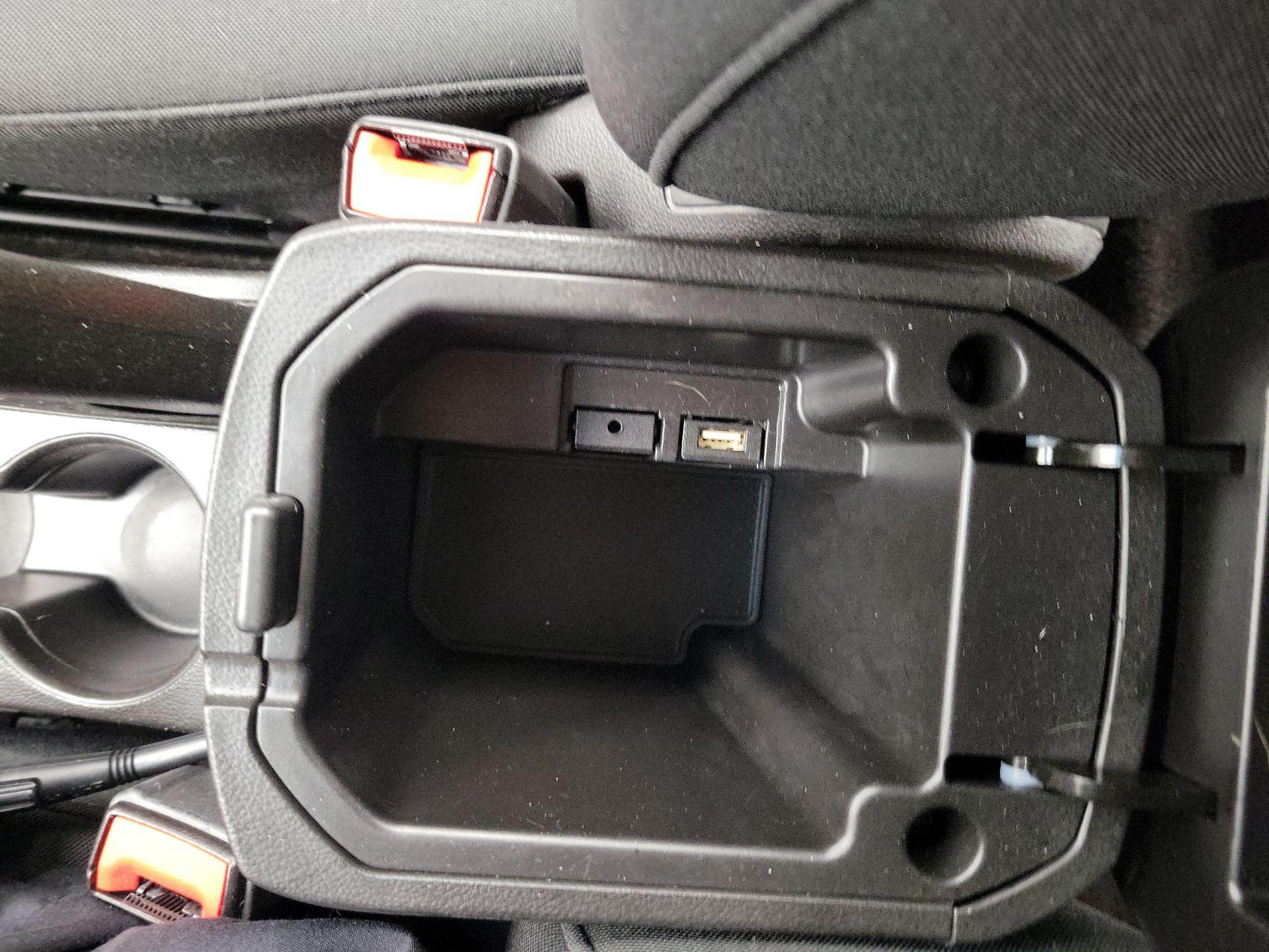 Thumbnail: 2015 Chevrolet Cruze - 17