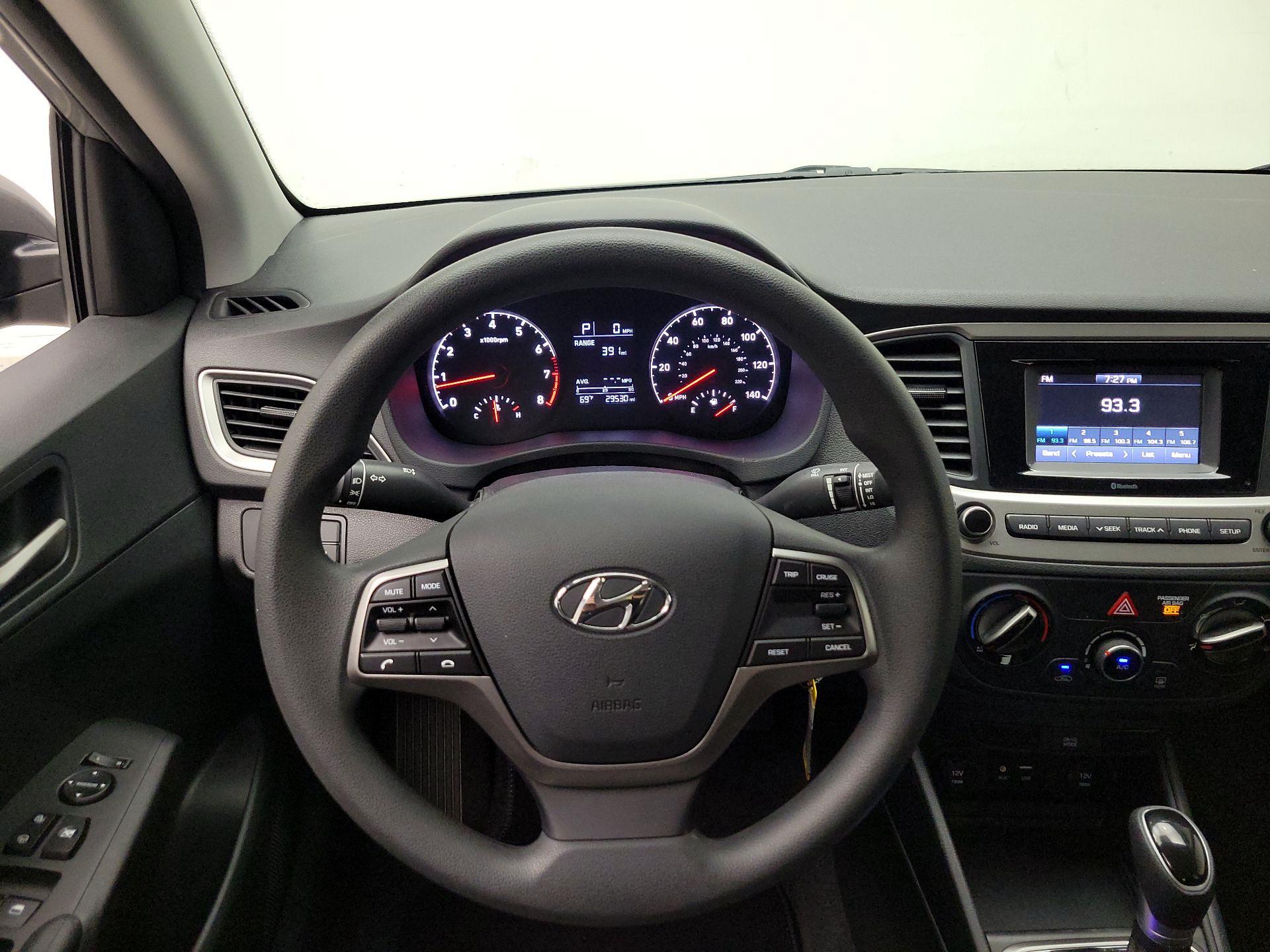 Thumbnail: 2021 Hyundai Accent - 10