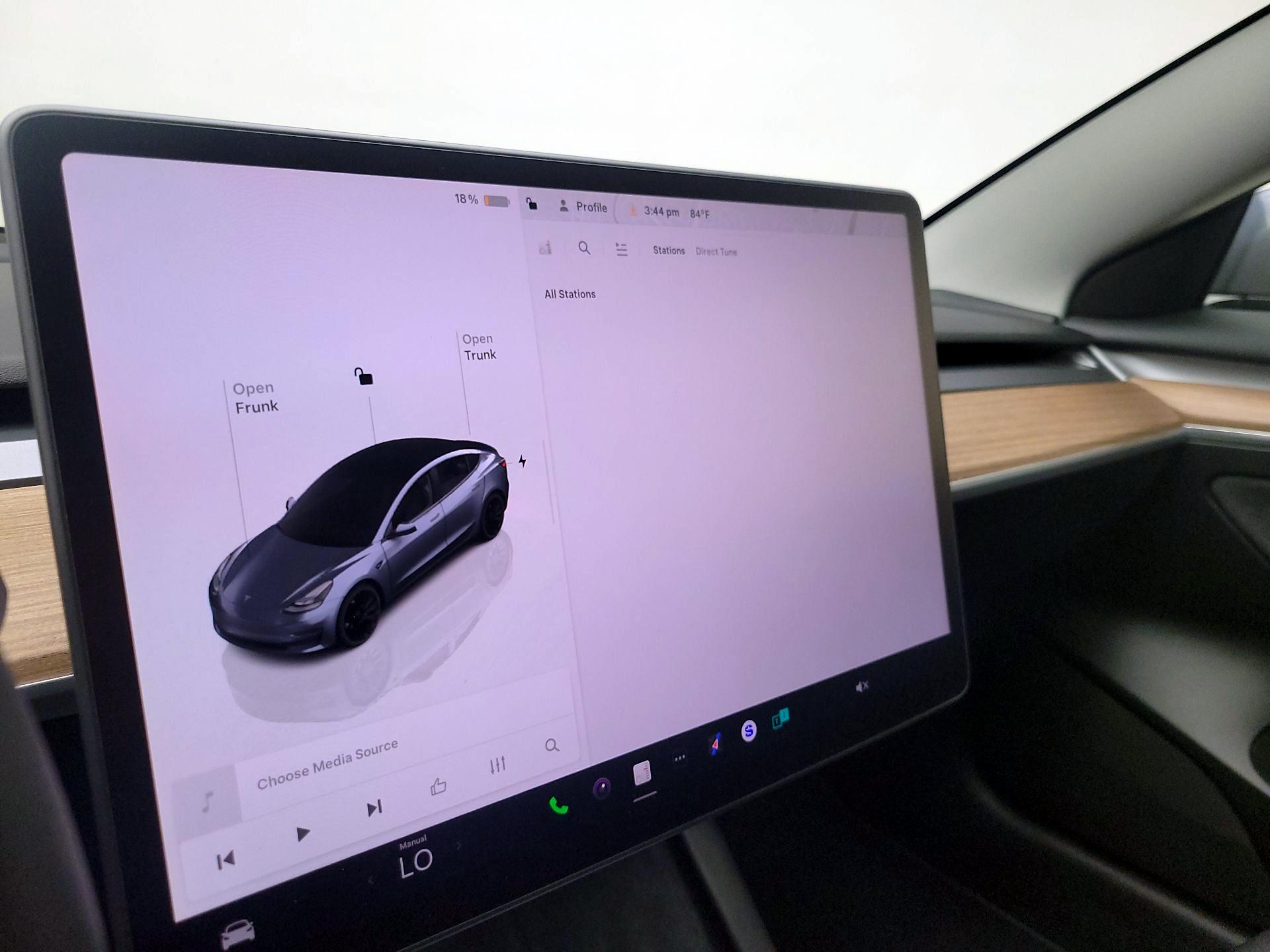 Thumbnail: 2023 Tesla Model 3 - 15