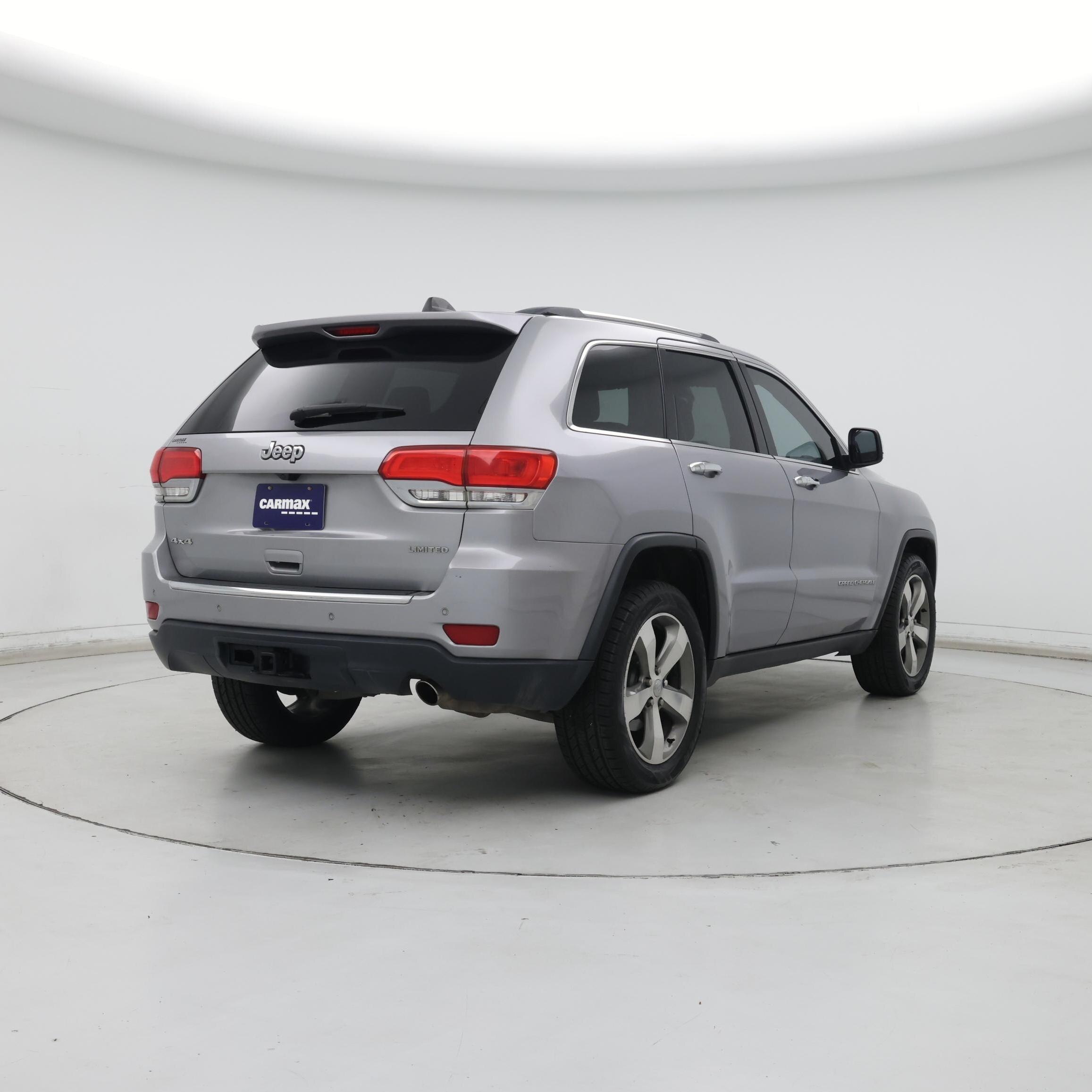 Thumbnail: 2015 Jeep Grand Cherokee - 8
