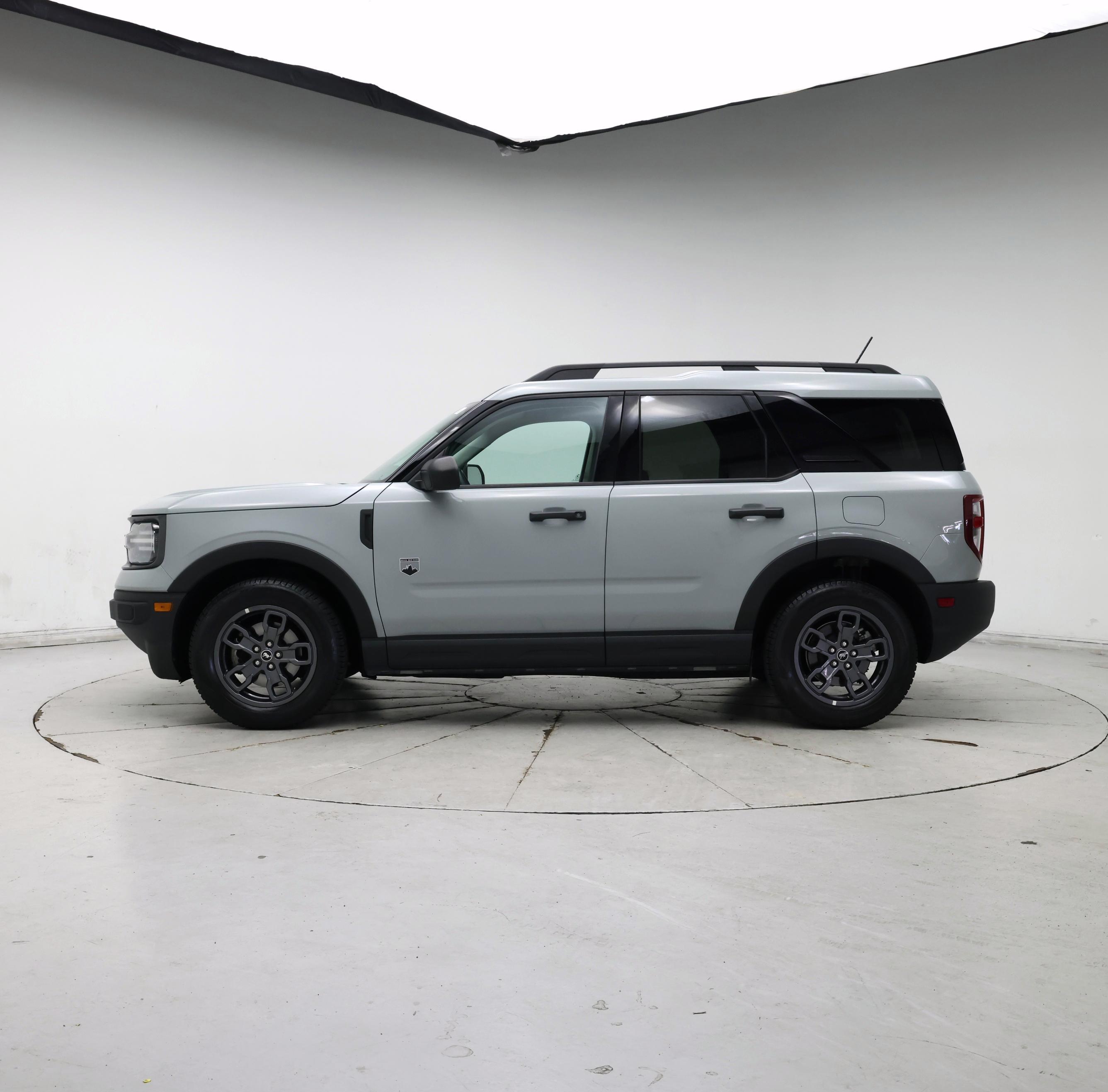 Thumbnail: 2021 Ford Bronco Sport - 3