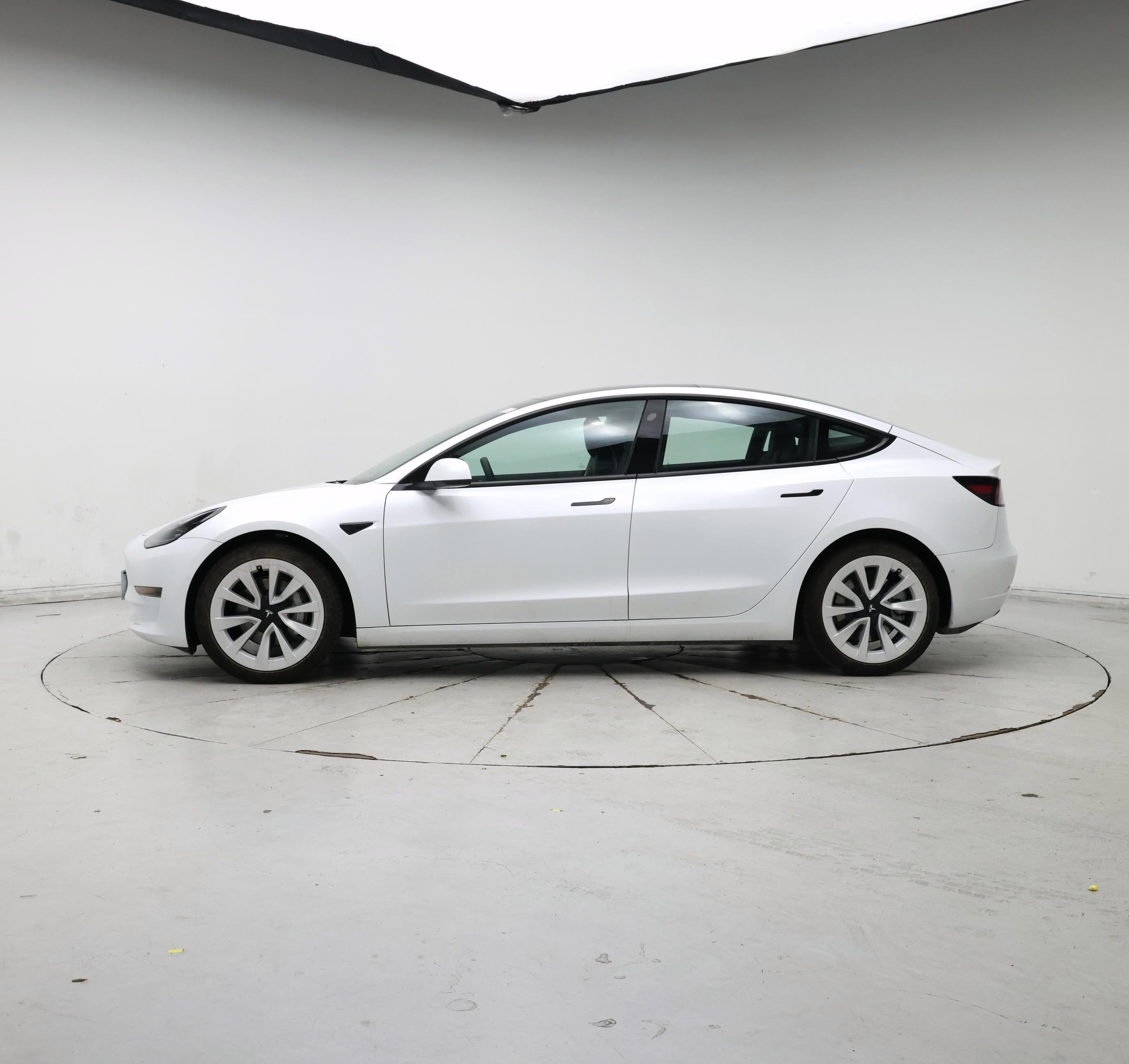Thumbnail: 2022 Tesla Model 3 - 3
