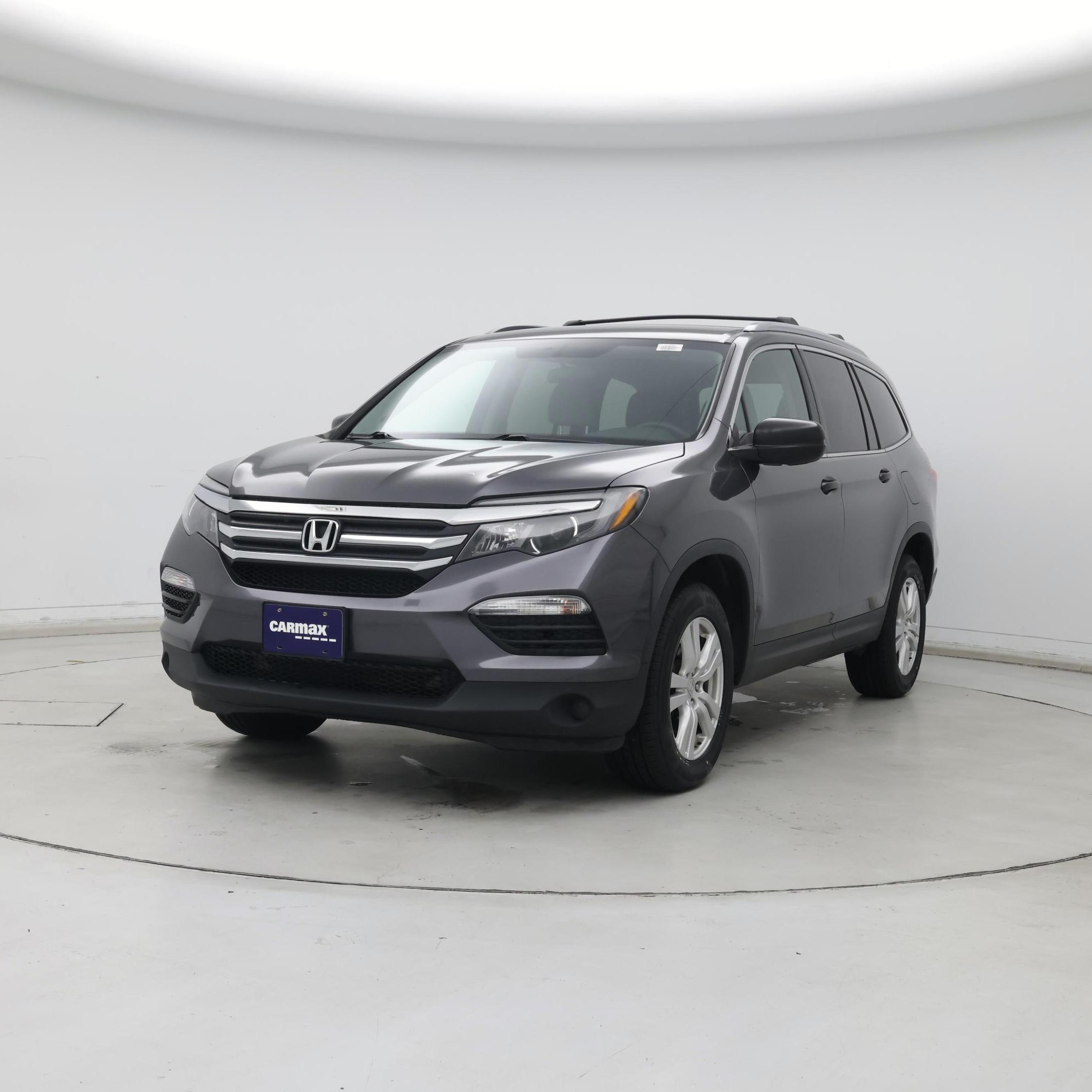 Thumbnail: 2017 Honda Pilot - 4