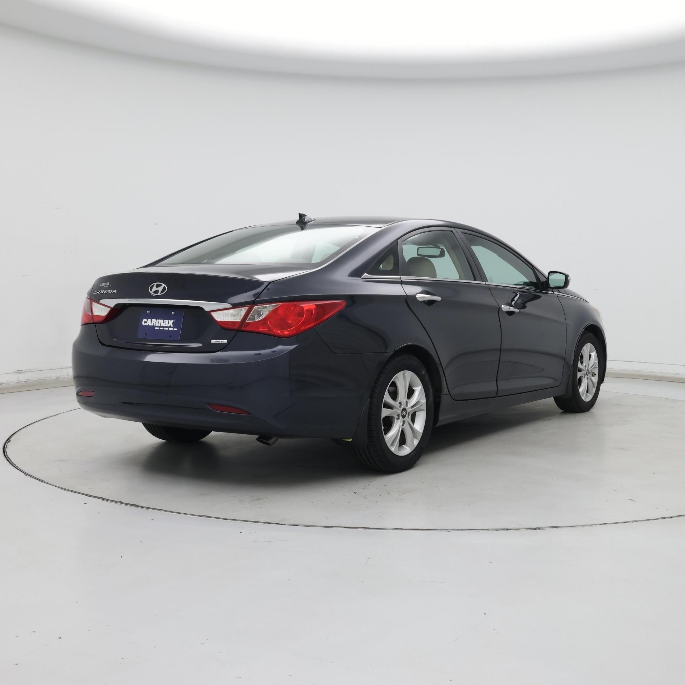 Thumbnail: 2013 Hyundai Sonata - 8