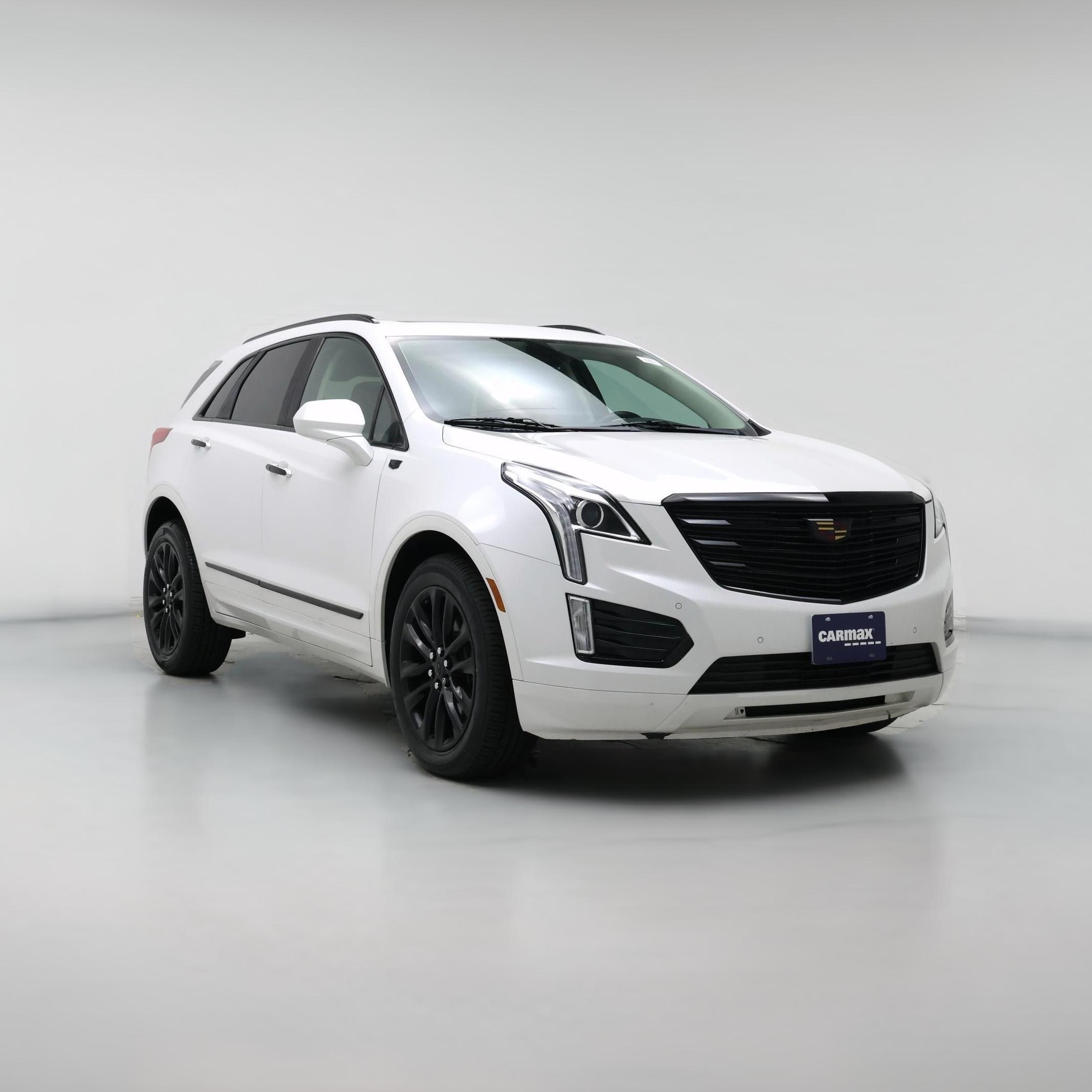 Thumbnail: 2017 Cadillac XT5 - 1