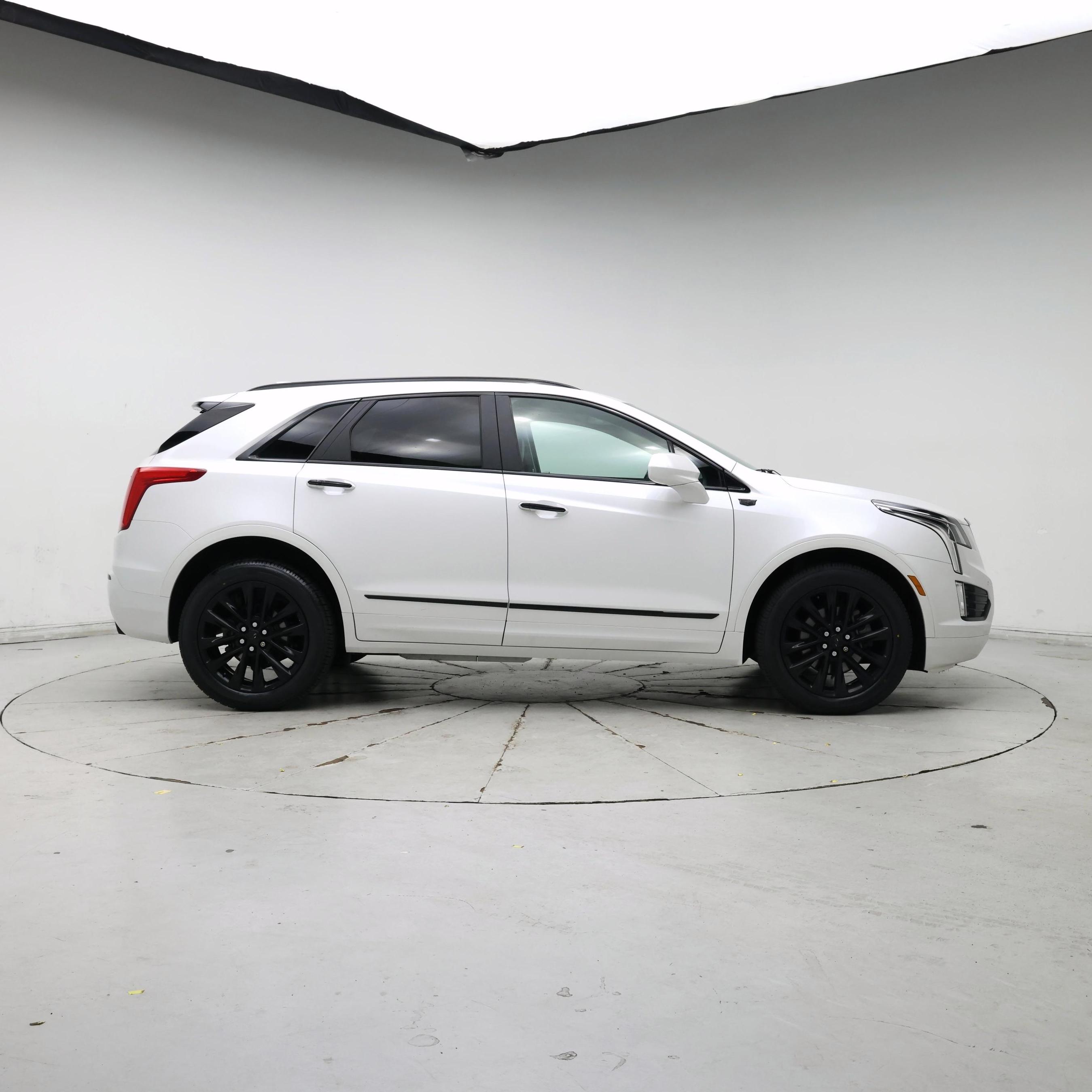 Thumbnail: 2017 Cadillac XT5 - 7