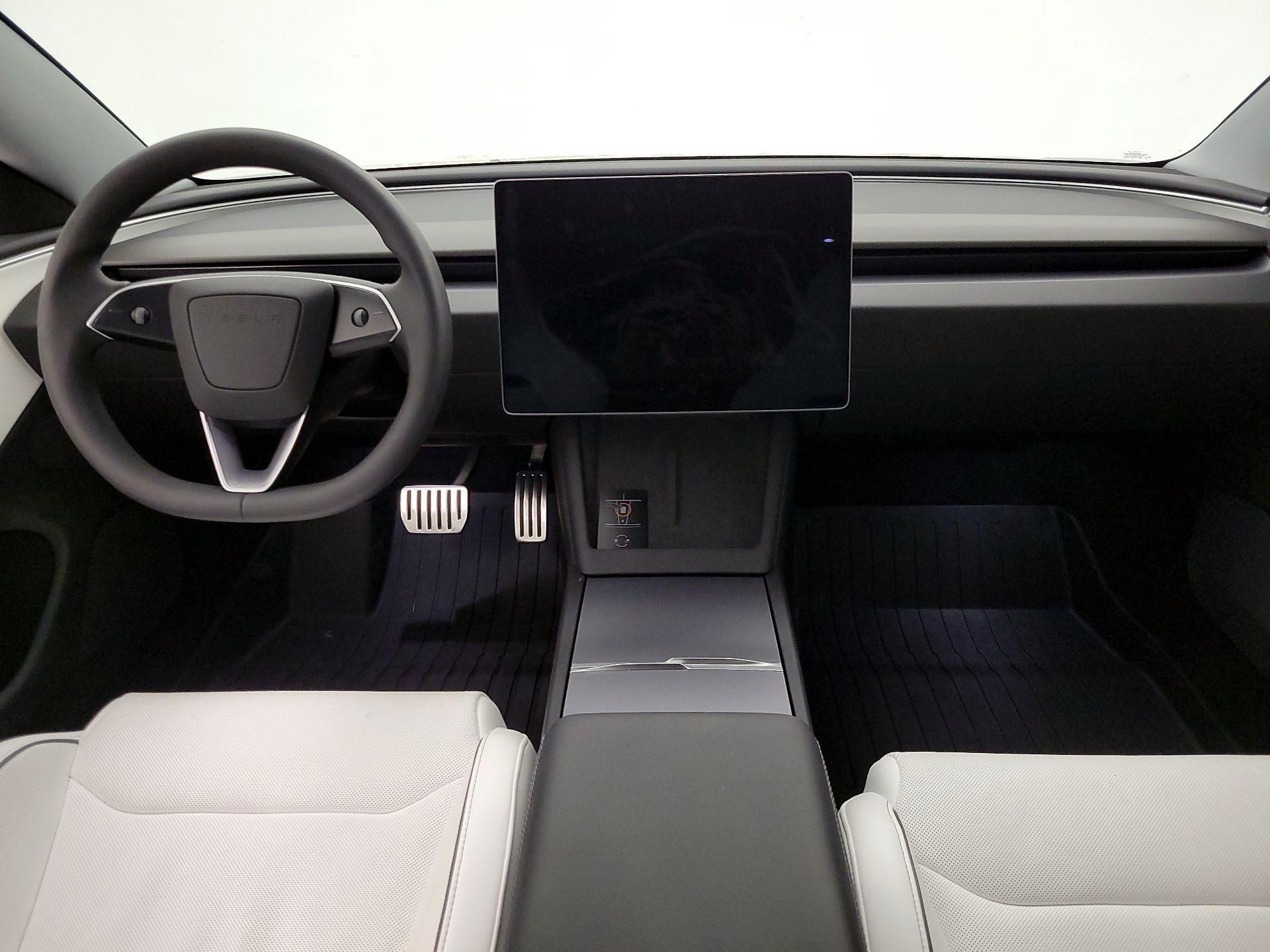 Thumbnail: 2024 Tesla Model 3 - 9