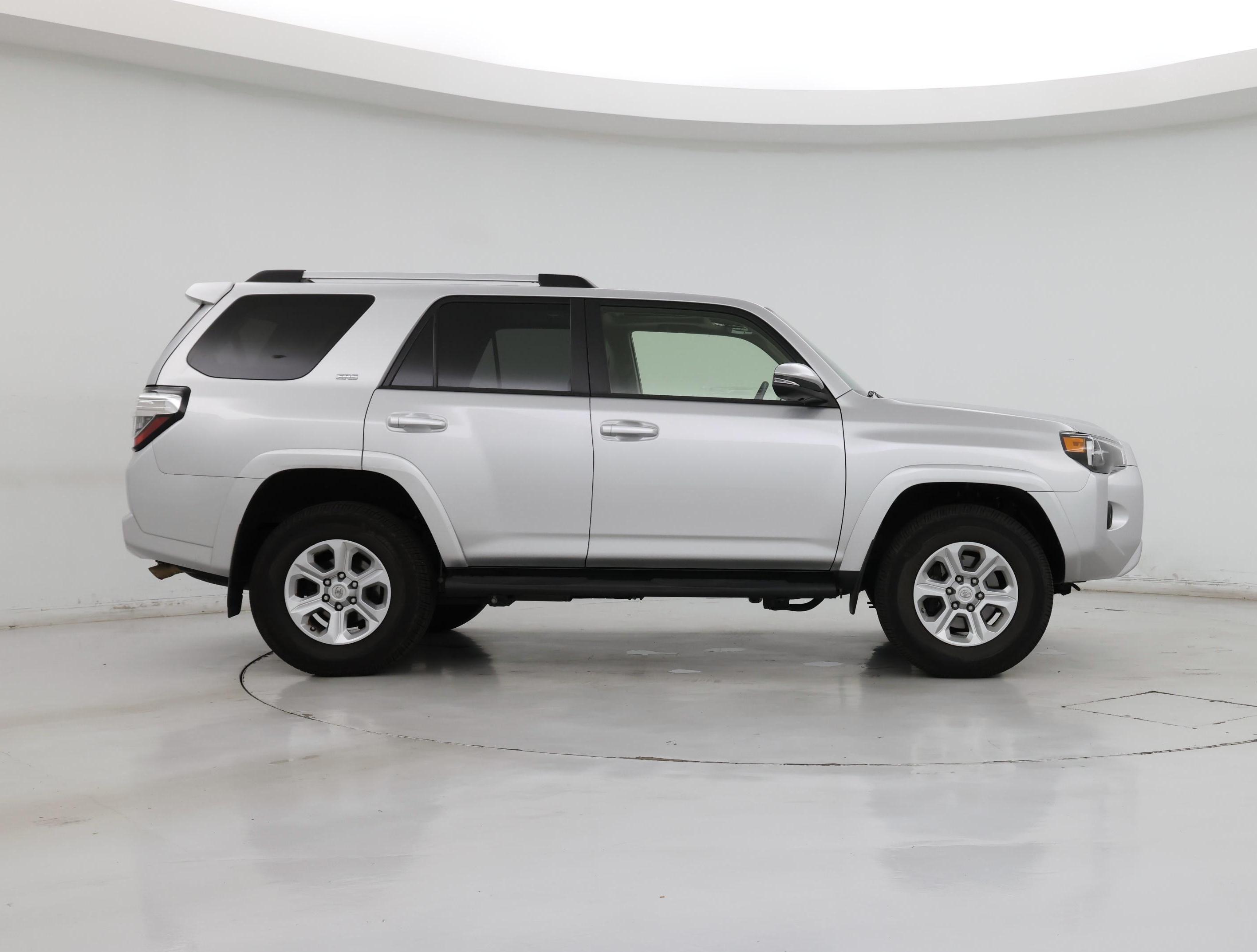 Thumbnail: 2021 Toyota 4Runner - 7