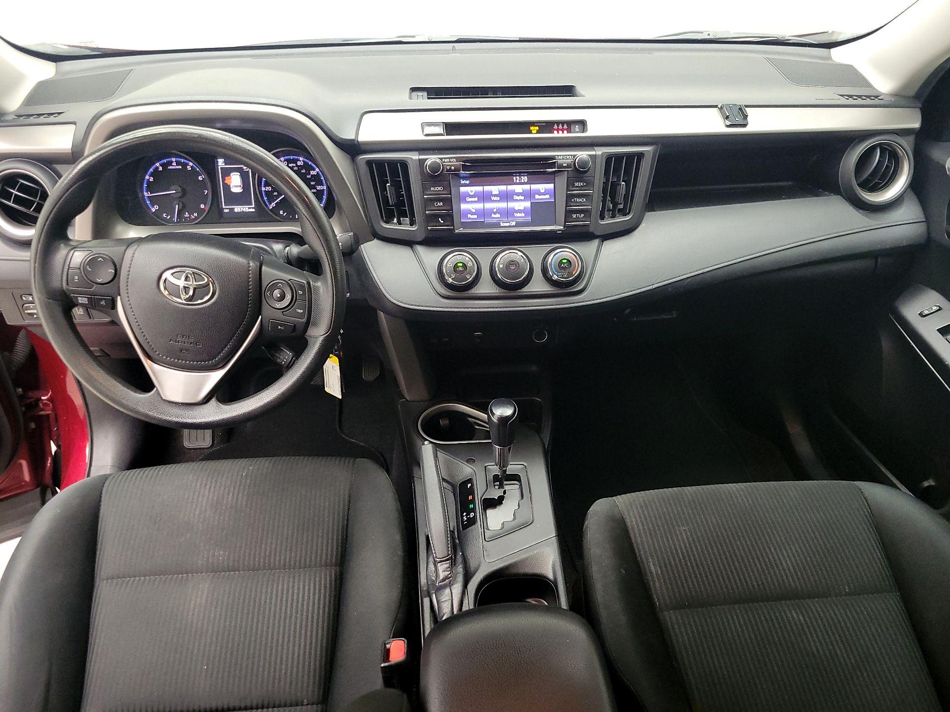 Thumbnail: 2018 Toyota RAV4 - 9