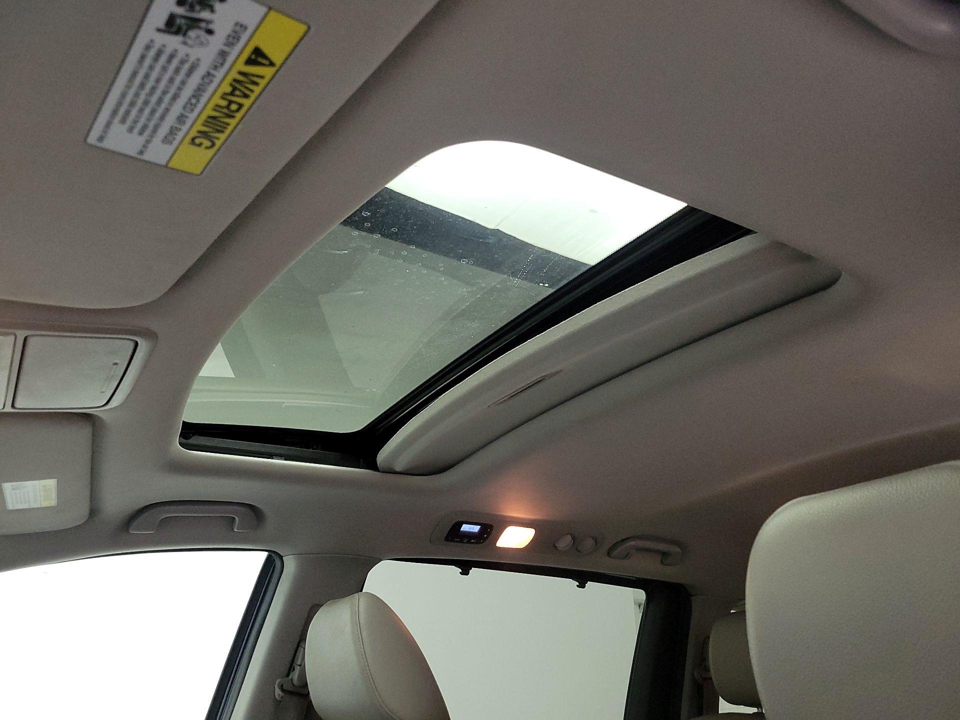 Thumbnail: 2014 Honda Odyssey - 19