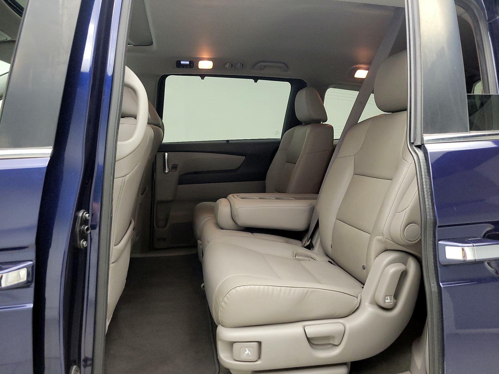 Thumbnail: 2014 Honda Odyssey - 20