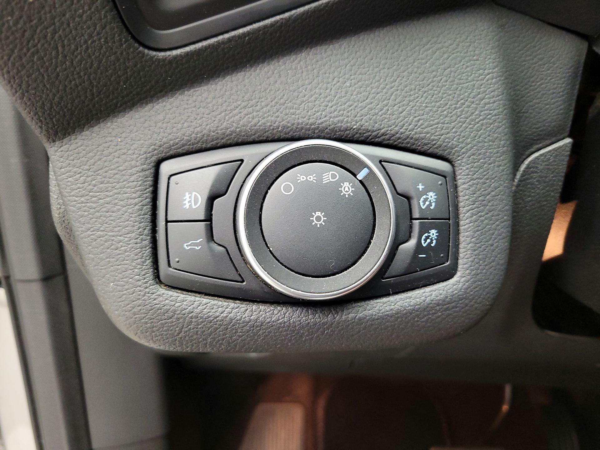 Thumbnail: 2018 Ford Escape - 13