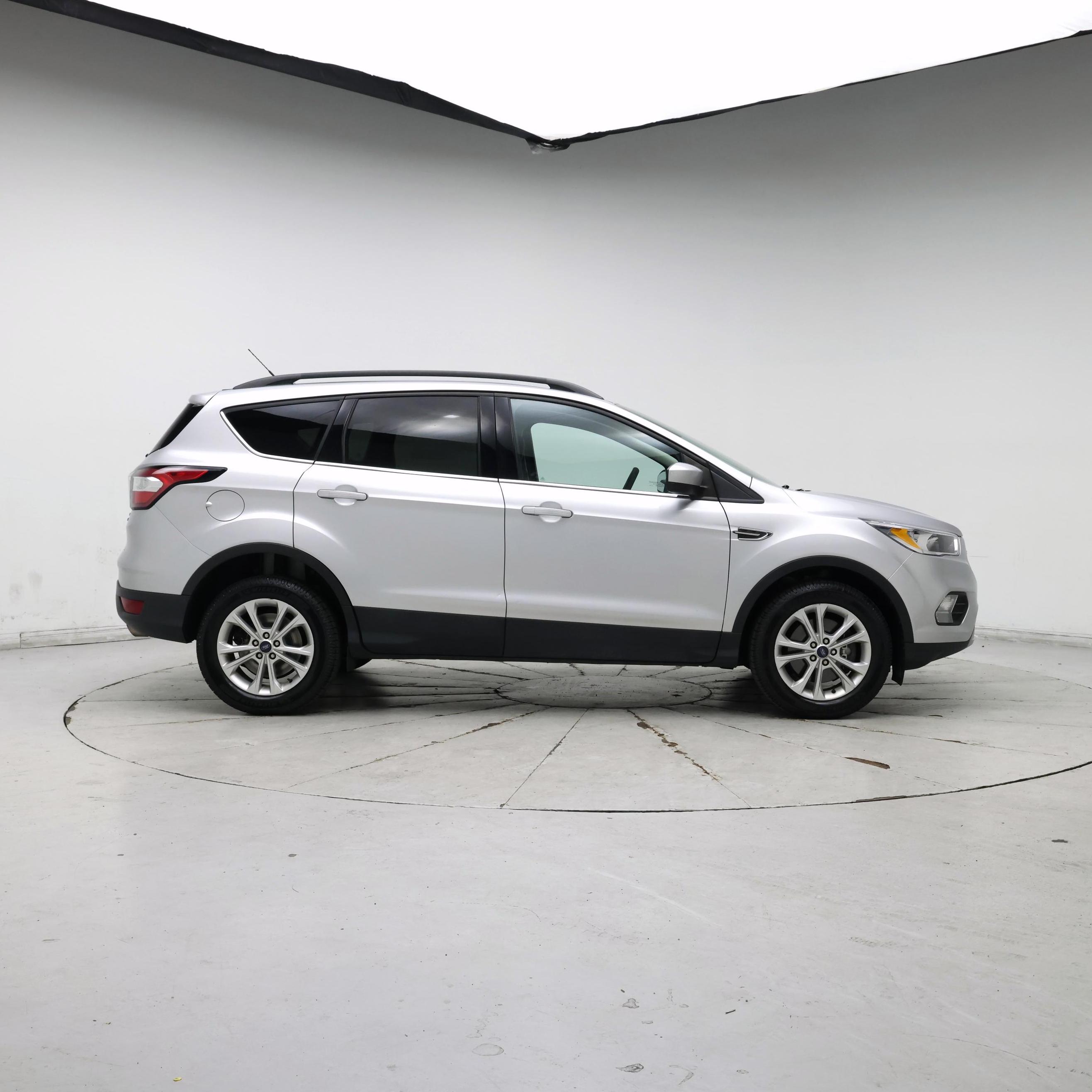 Thumbnail: 2018 Ford Escape - 7