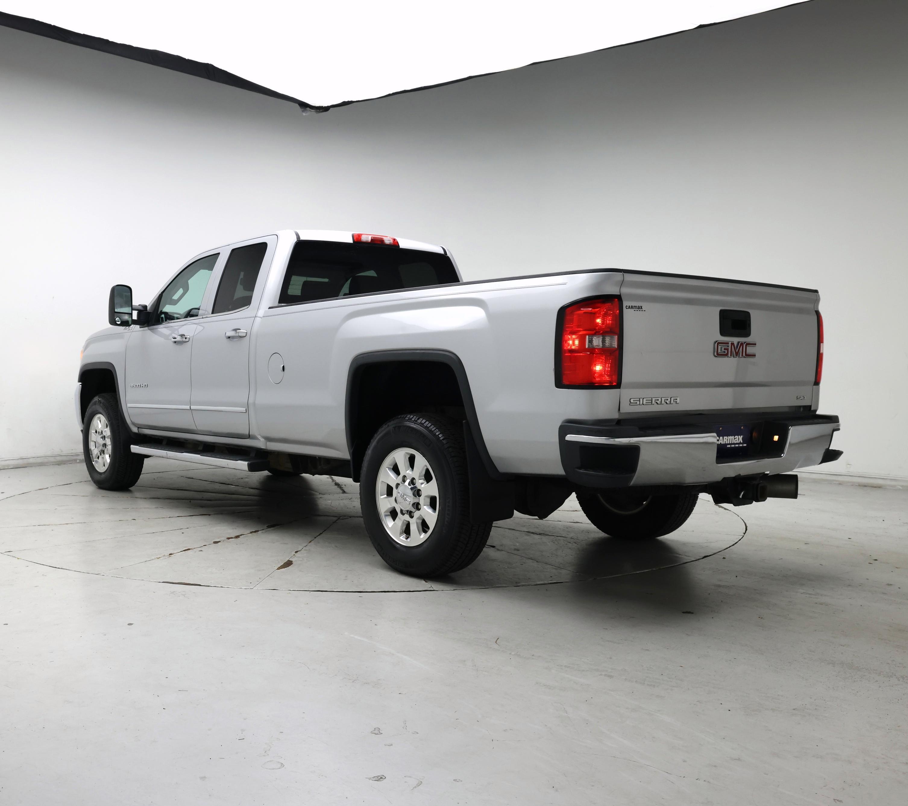 Thumbnail: 2015 GMC Sierra 3500 - 2