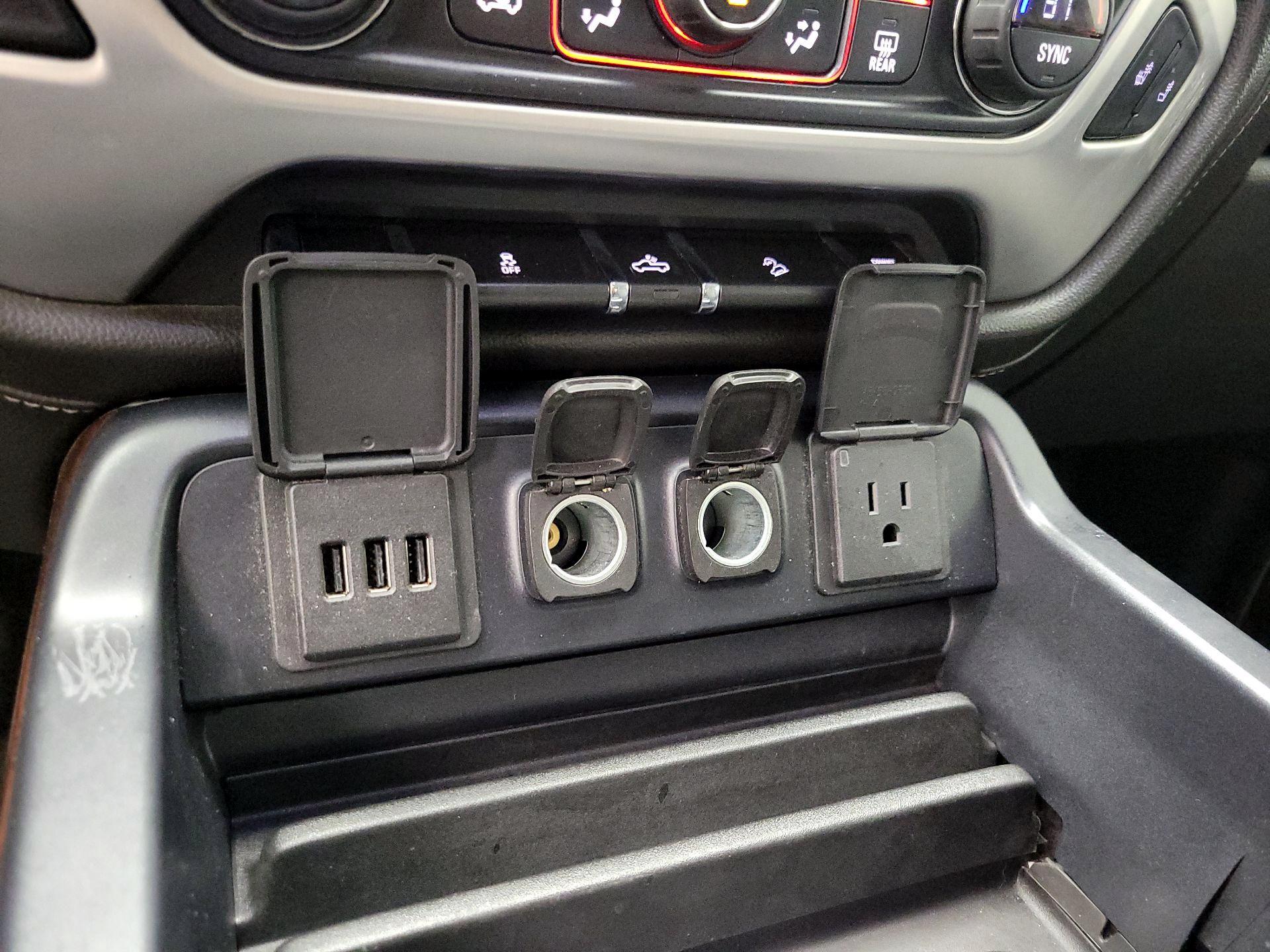 Thumbnail: 2015 GMC Sierra 3500 - 19