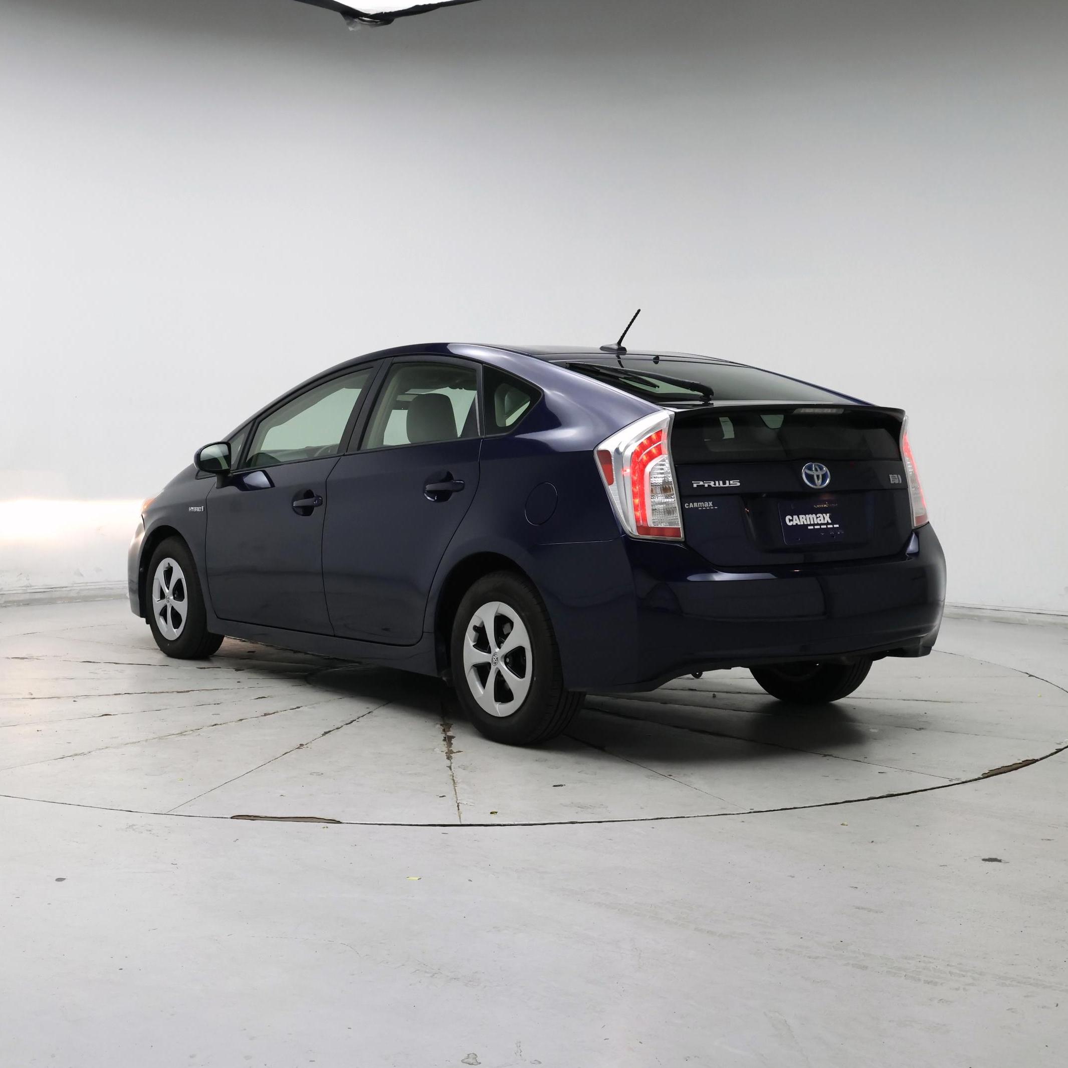 Thumbnail: 2014 Toyota Prius - 2