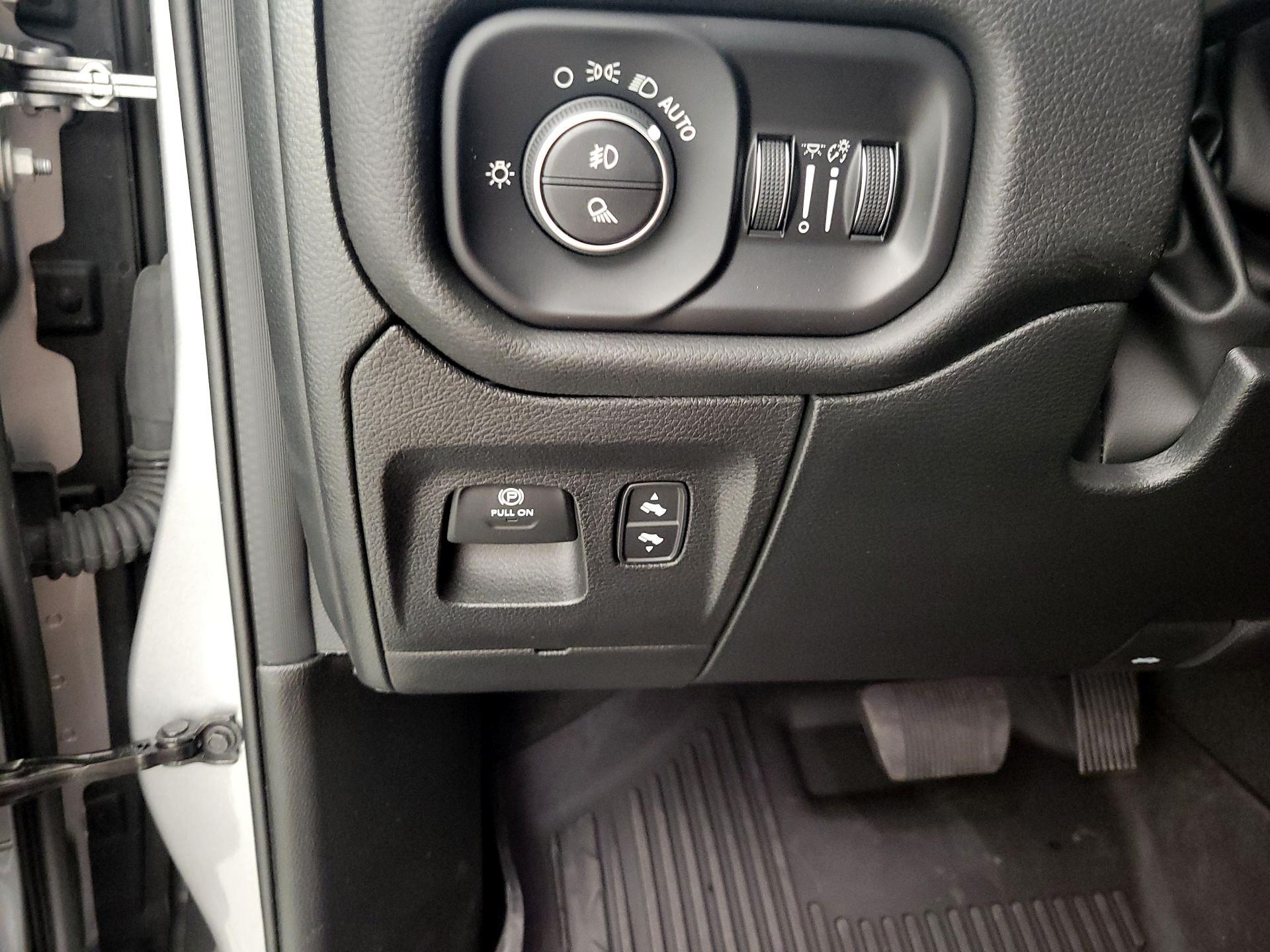 Thumbnail: 2024 RAM 1500 - 13