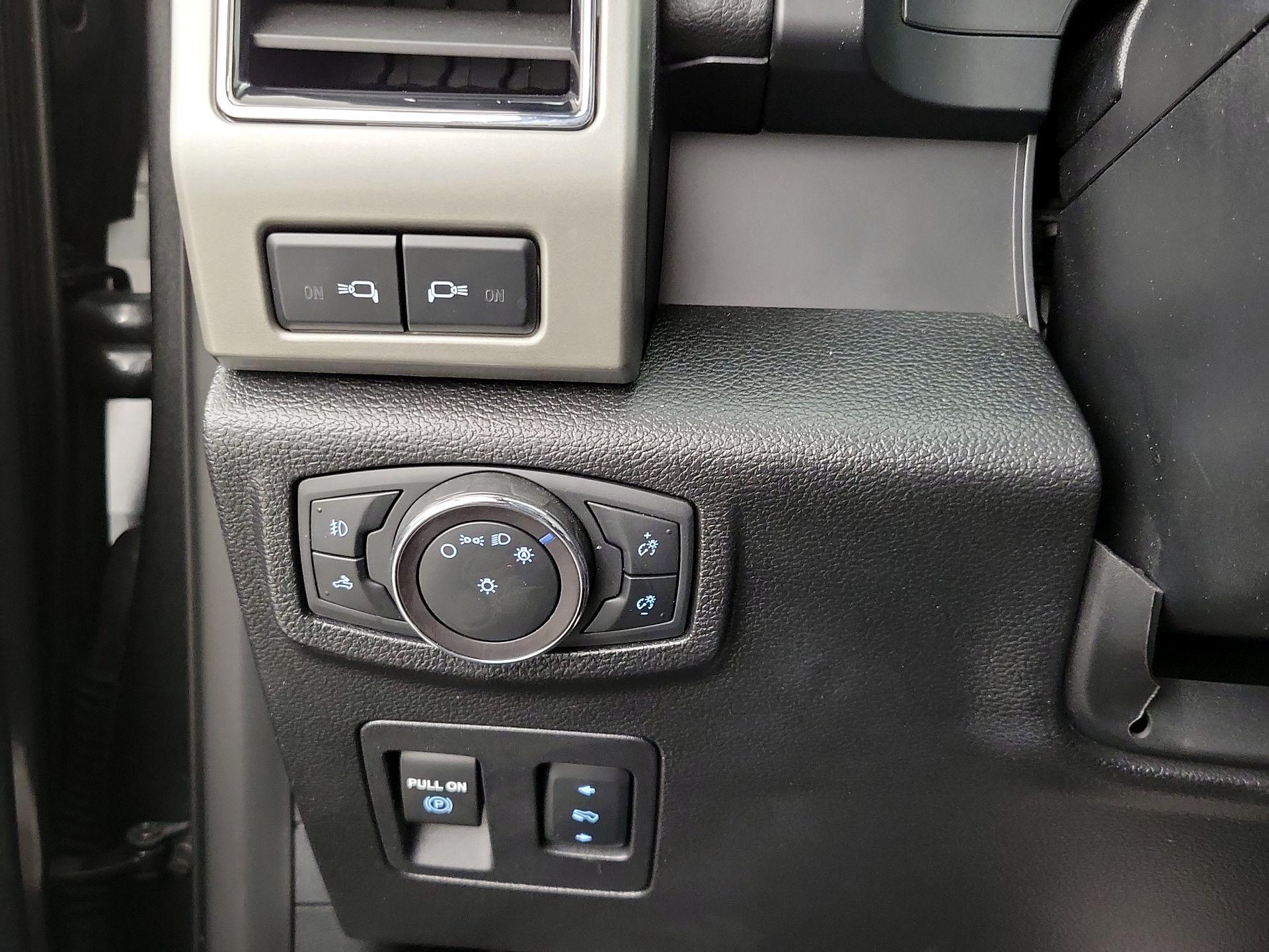 Thumbnail: 2019 Ford F-150 - 13