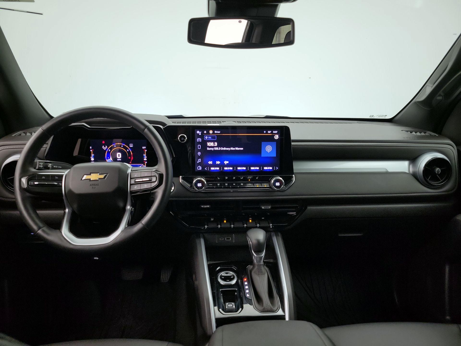 Thumbnail: 2023 Chevrolet Colorado - 9
