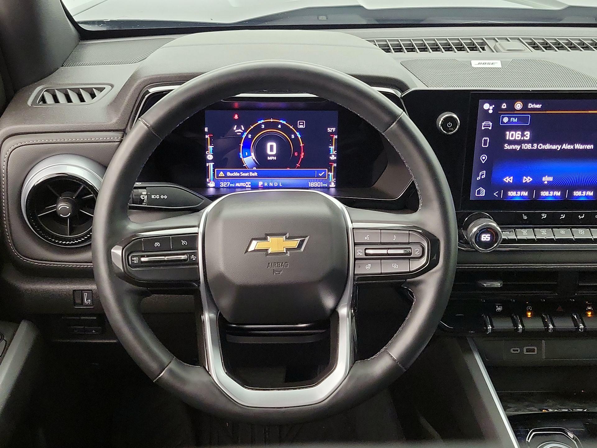 Thumbnail: 2023 Chevrolet Colorado - 10