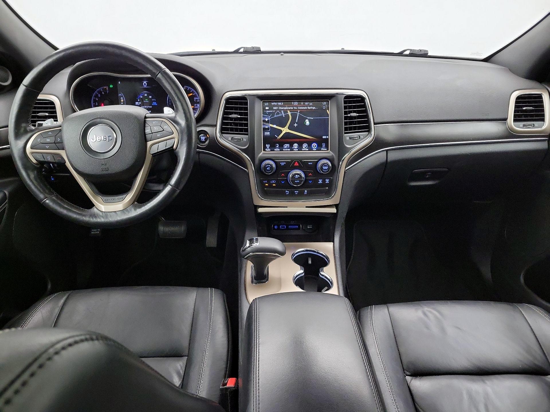 Thumbnail: 2015 Jeep Grand Cherokee - 9