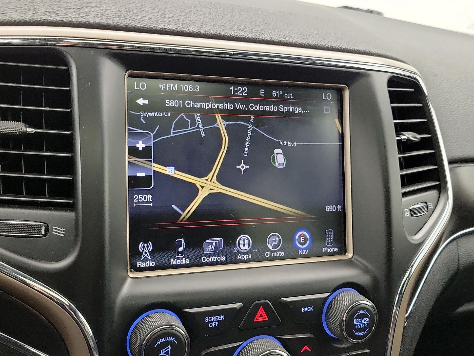 Thumbnail: 2015 Jeep Grand Cherokee - 14