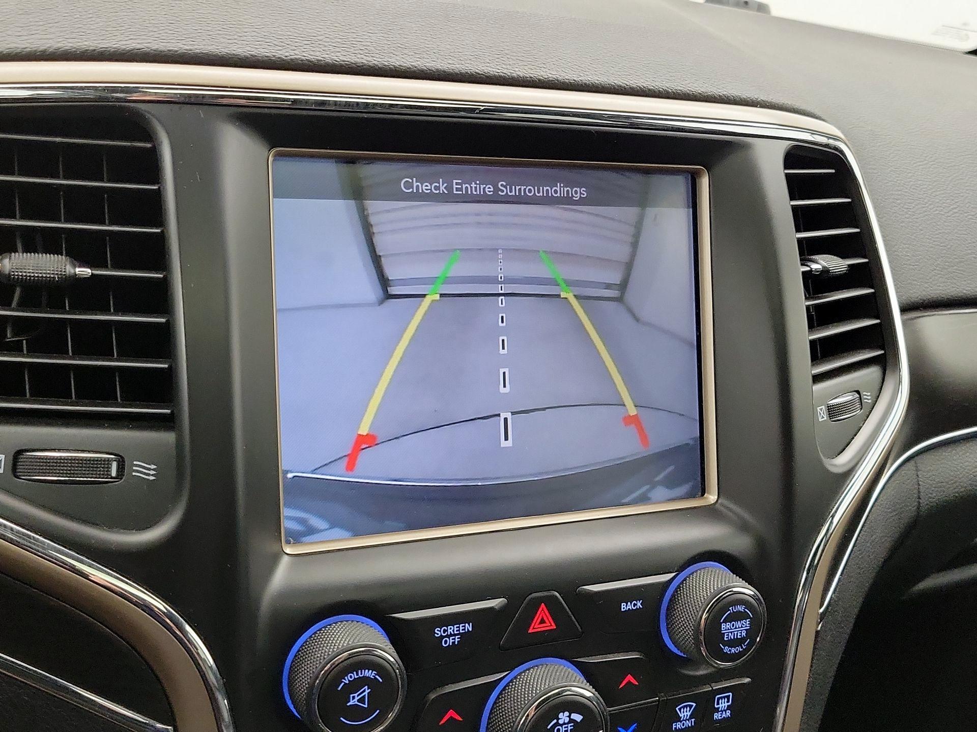 Thumbnail: 2015 Jeep Grand Cherokee - 15
