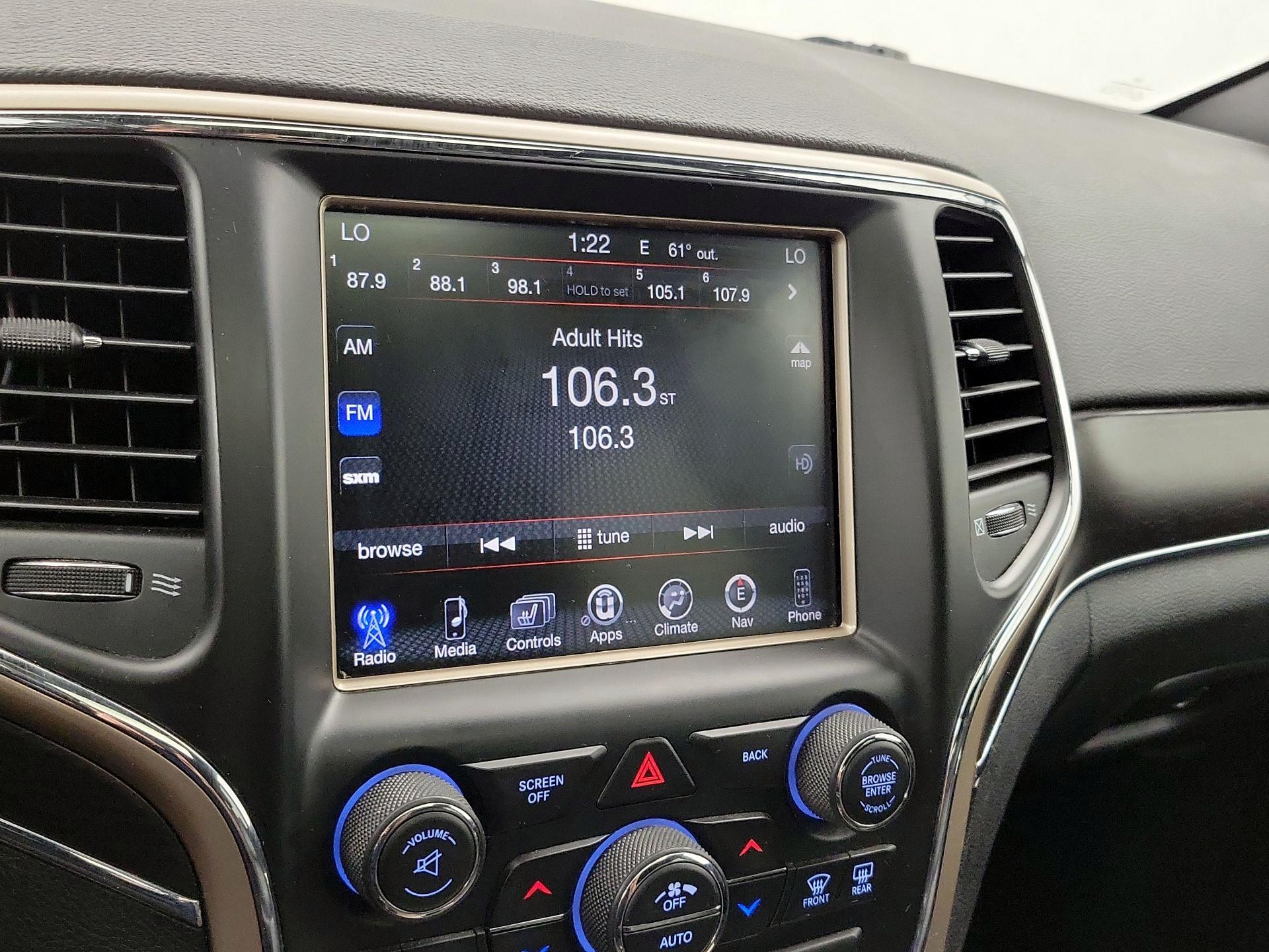 Thumbnail: 2015 Jeep Grand Cherokee - 16