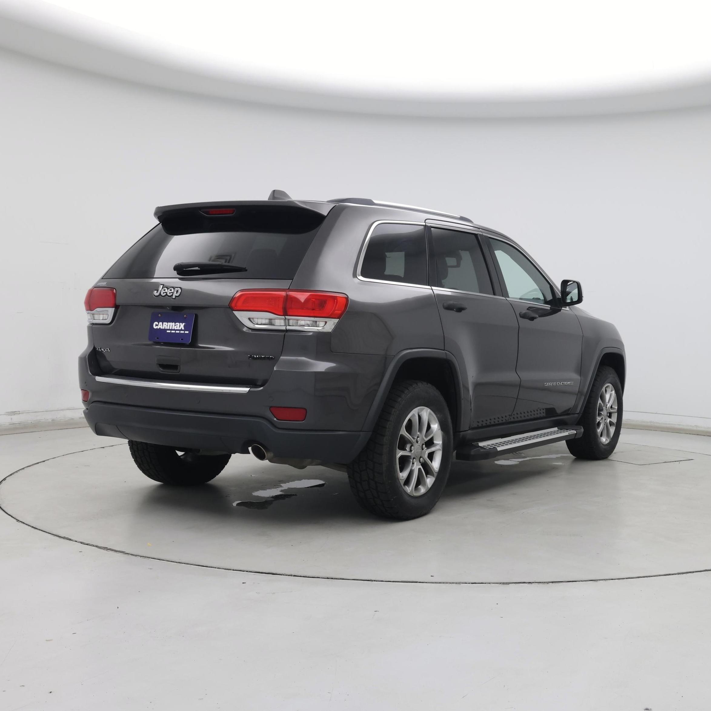 Thumbnail: 2015 Jeep Grand Cherokee - 8