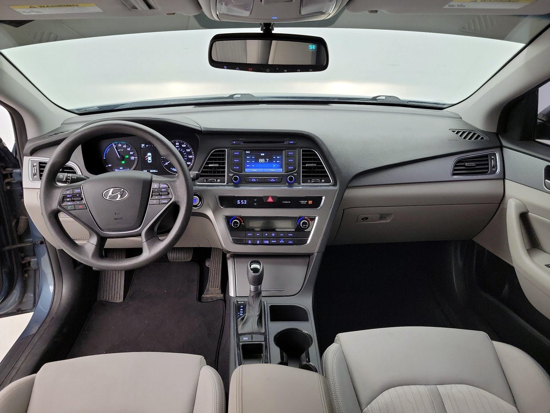 Thumbnail: 2016 Hyundai Sonata - 9