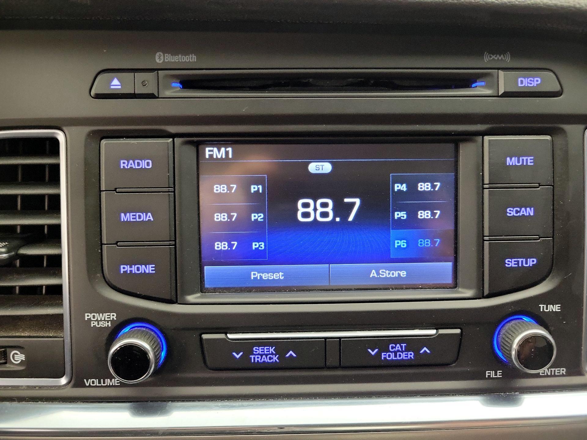 Thumbnail: 2016 Hyundai Sonata - 15