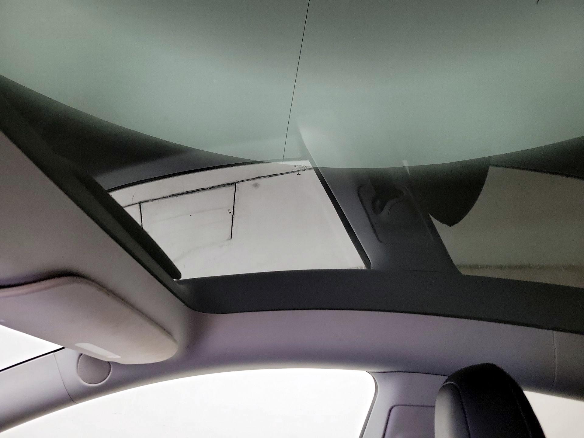 Thumbnail: 2022 Tesla Model Y - 19