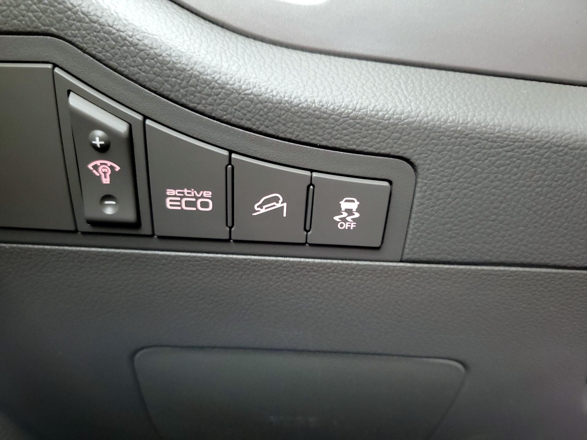 Thumbnail: 2016 Kia Sportage - 13