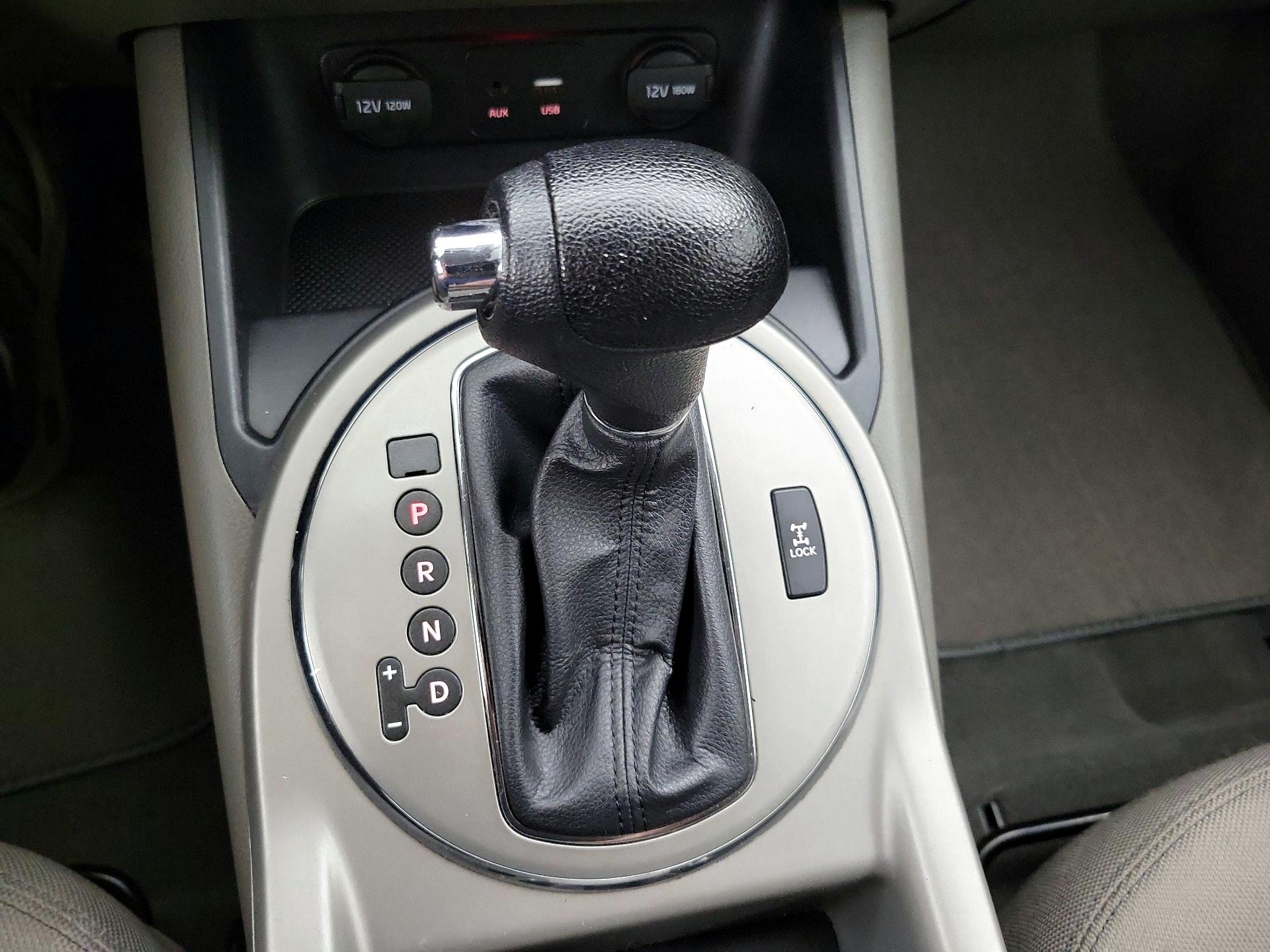 Thumbnail: 2016 Kia Sportage - 16